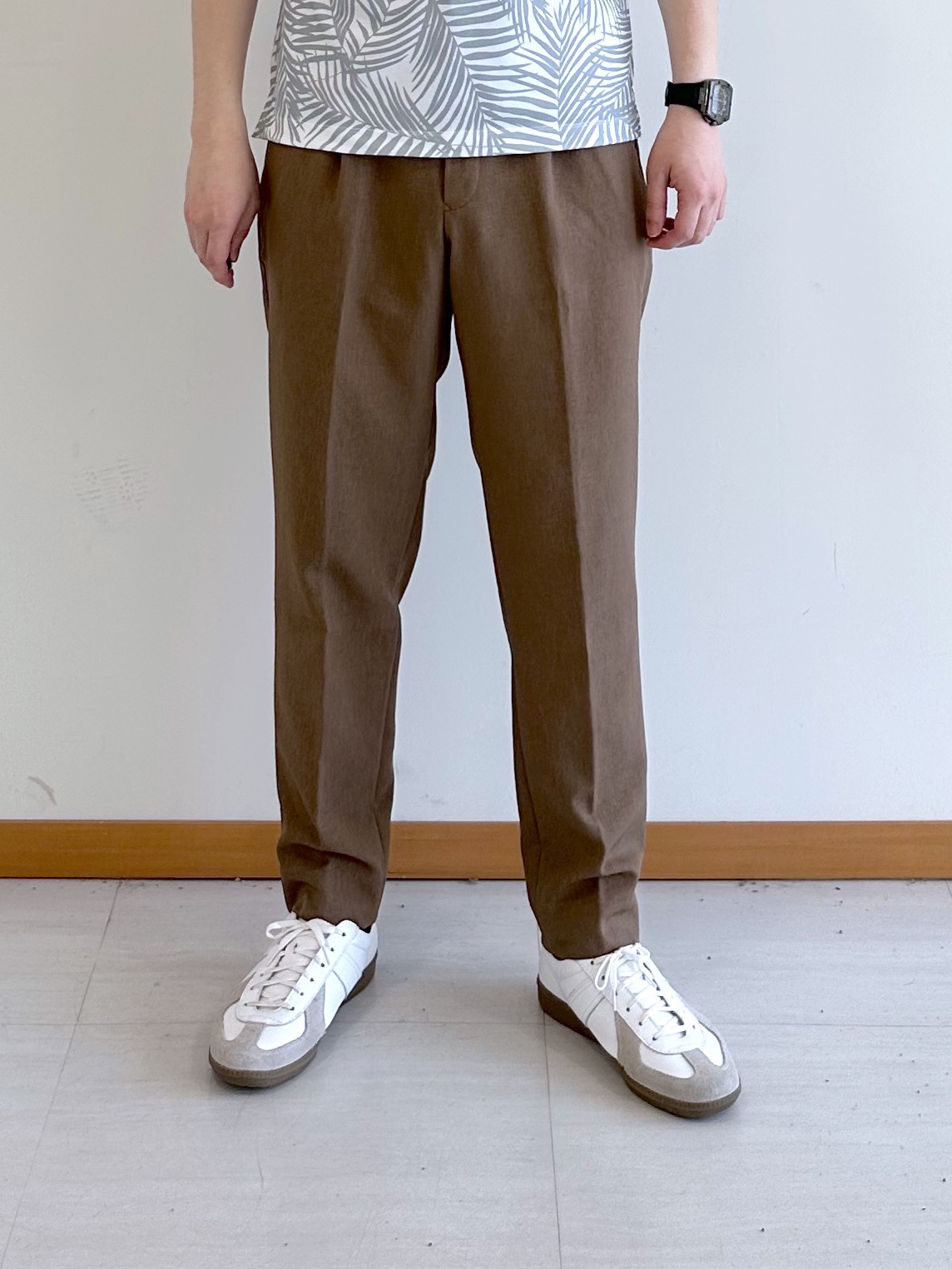 イッシーさんの「TAKEO KIKUCHI｜リーフ柄ポロシャツ」を使ったコーディネート