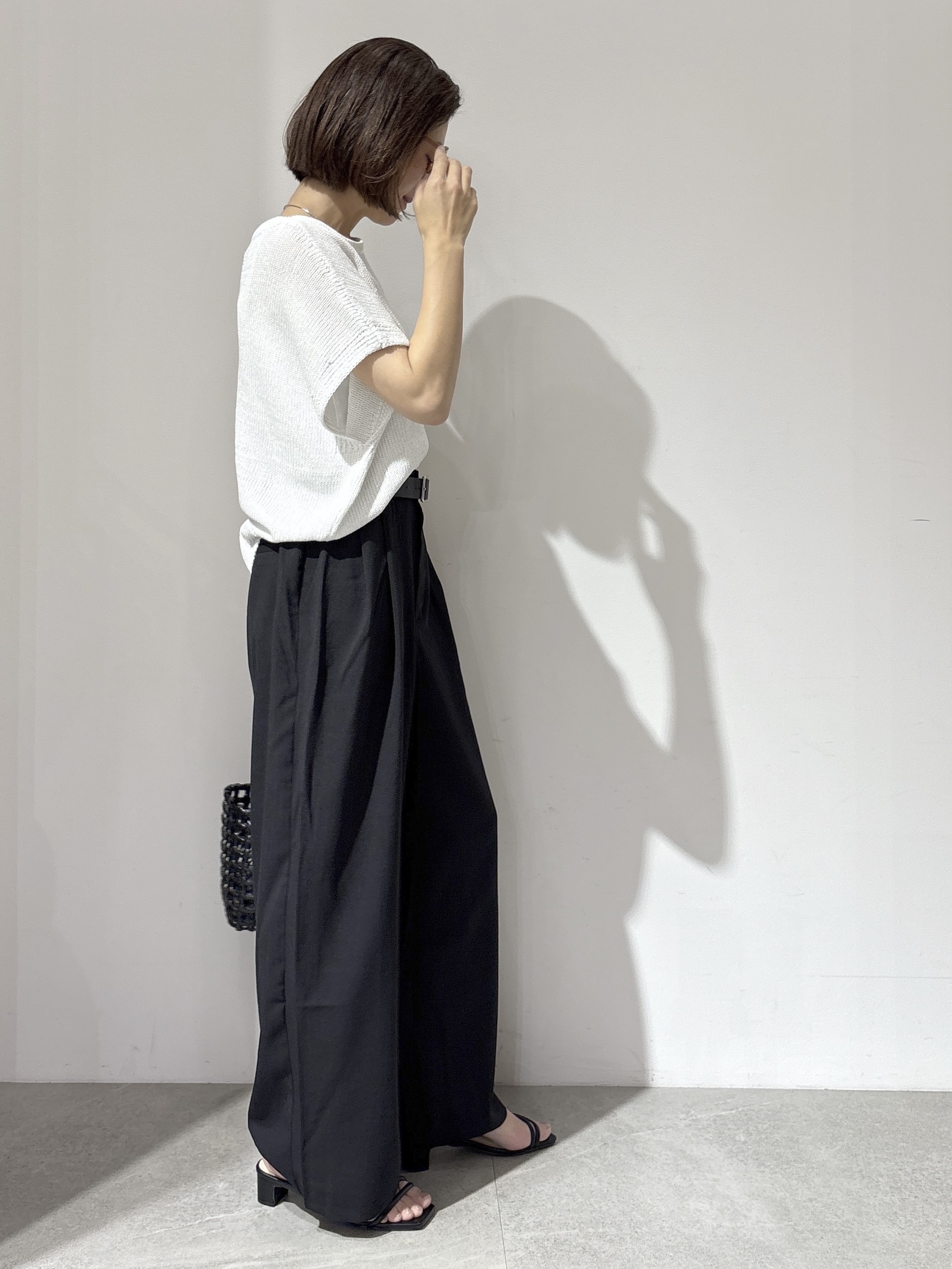NAKAさんの「OPAQUE.CLIP｜ラメメッシュ フレンチスリーブニット【洗濯機OK】」を使ったコーディネート