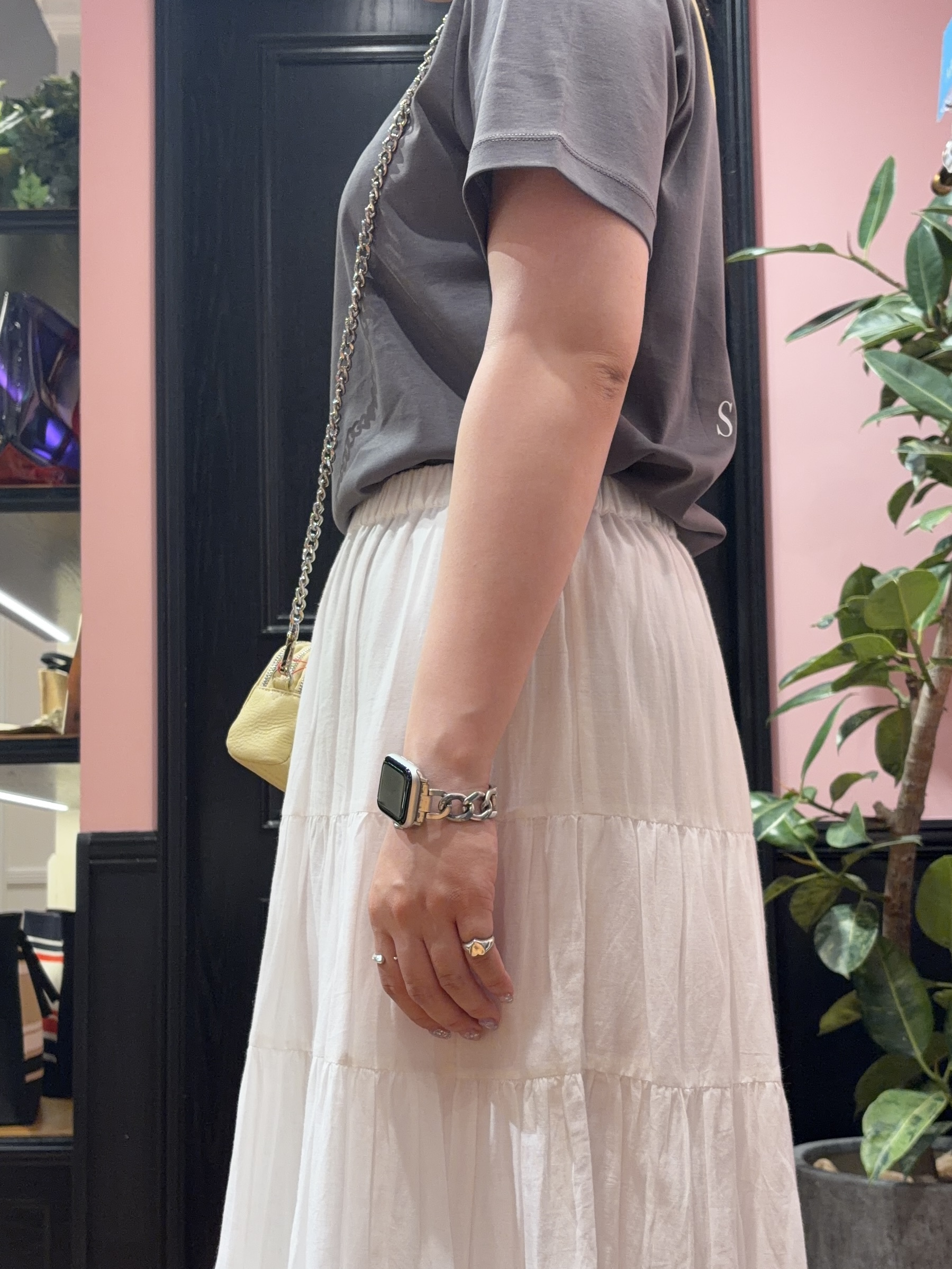 SAKAIさんの「DRESSTERIOR｜【接触冷感／抗菌防臭／消臭】アイスクリアコットン PARIS Tシャツ」を使ったコーディネート
