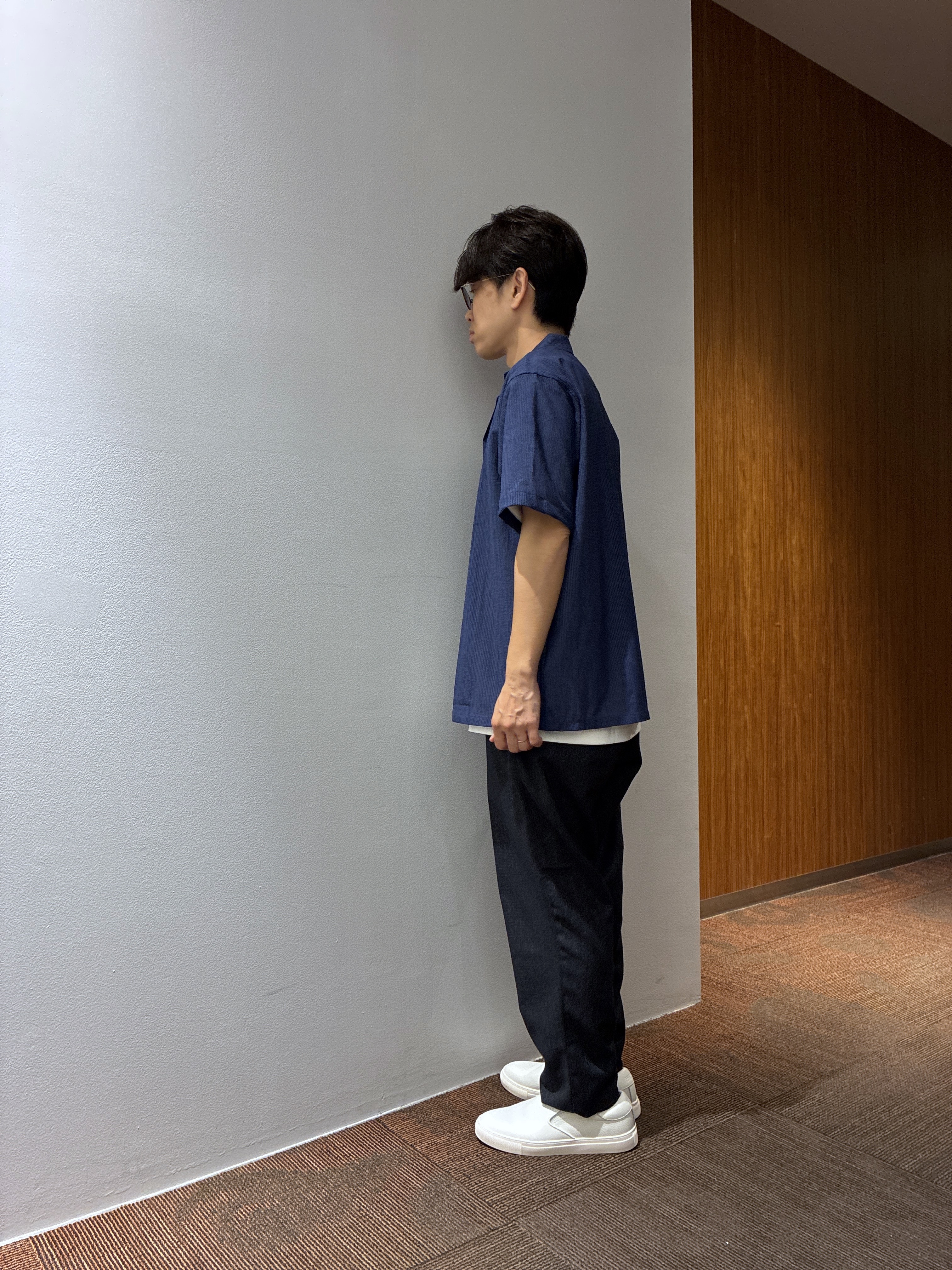 わいずみさんの「TAKEO KIKUCHI｜【通気性】トリコットサッカー オープンカラー シャツ」を使ったコーディネート