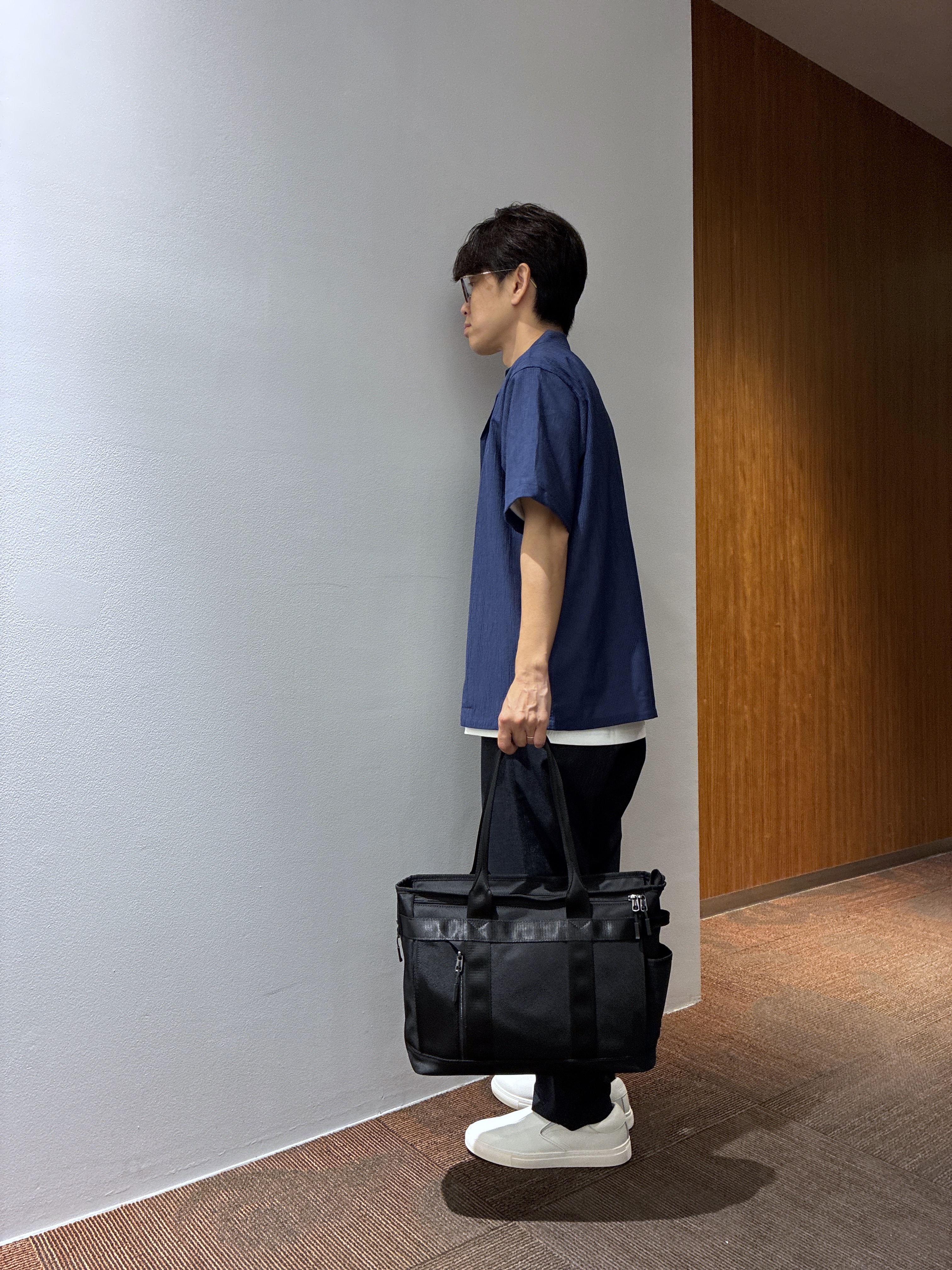 わいずみさんの「TAKEO KIKUCHI｜【通気性】トリコットサッカー オープンカラー シャツ」を使ったコーディネート