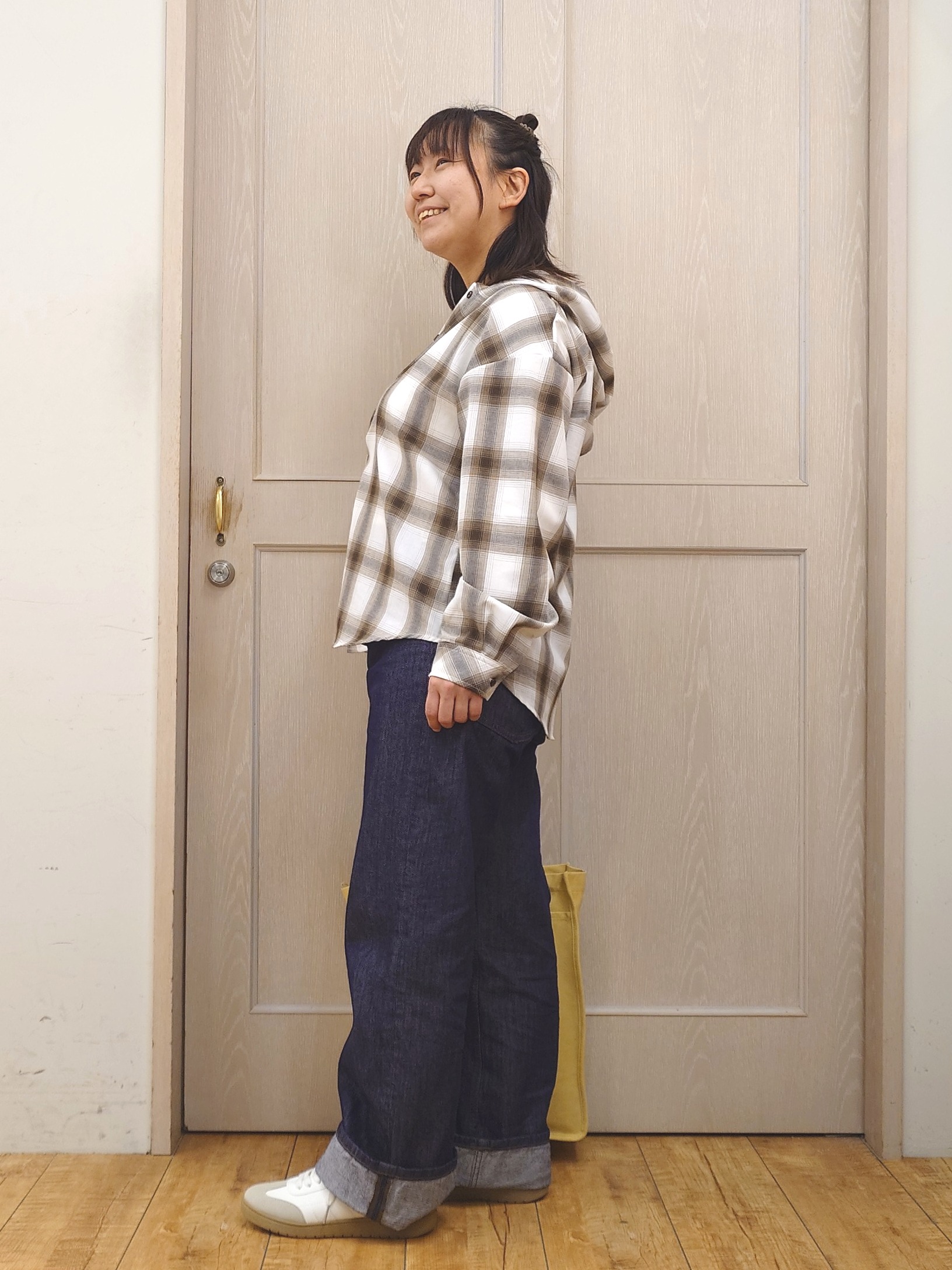 とろろさんの「SHOO･LA･RUE｜【洗濯機可】涼しげで軽やかな チェックシャツパーカ」を使ったコーディネート