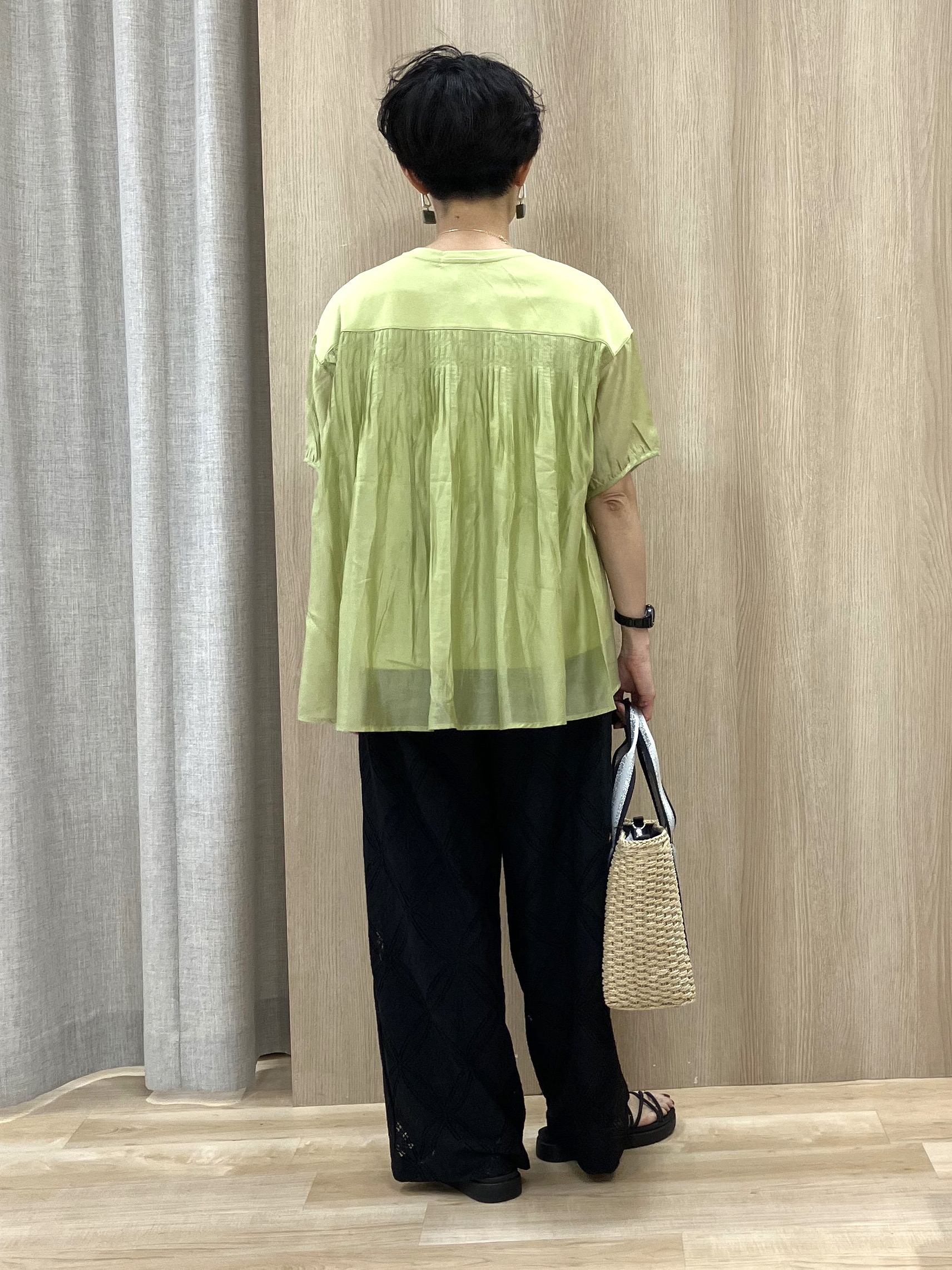 Keiさんの「grove｜【貴島明日香さん着用/UVカット】体型カバー叶う、バックプリーツTシャツ」を使ったコーディネート