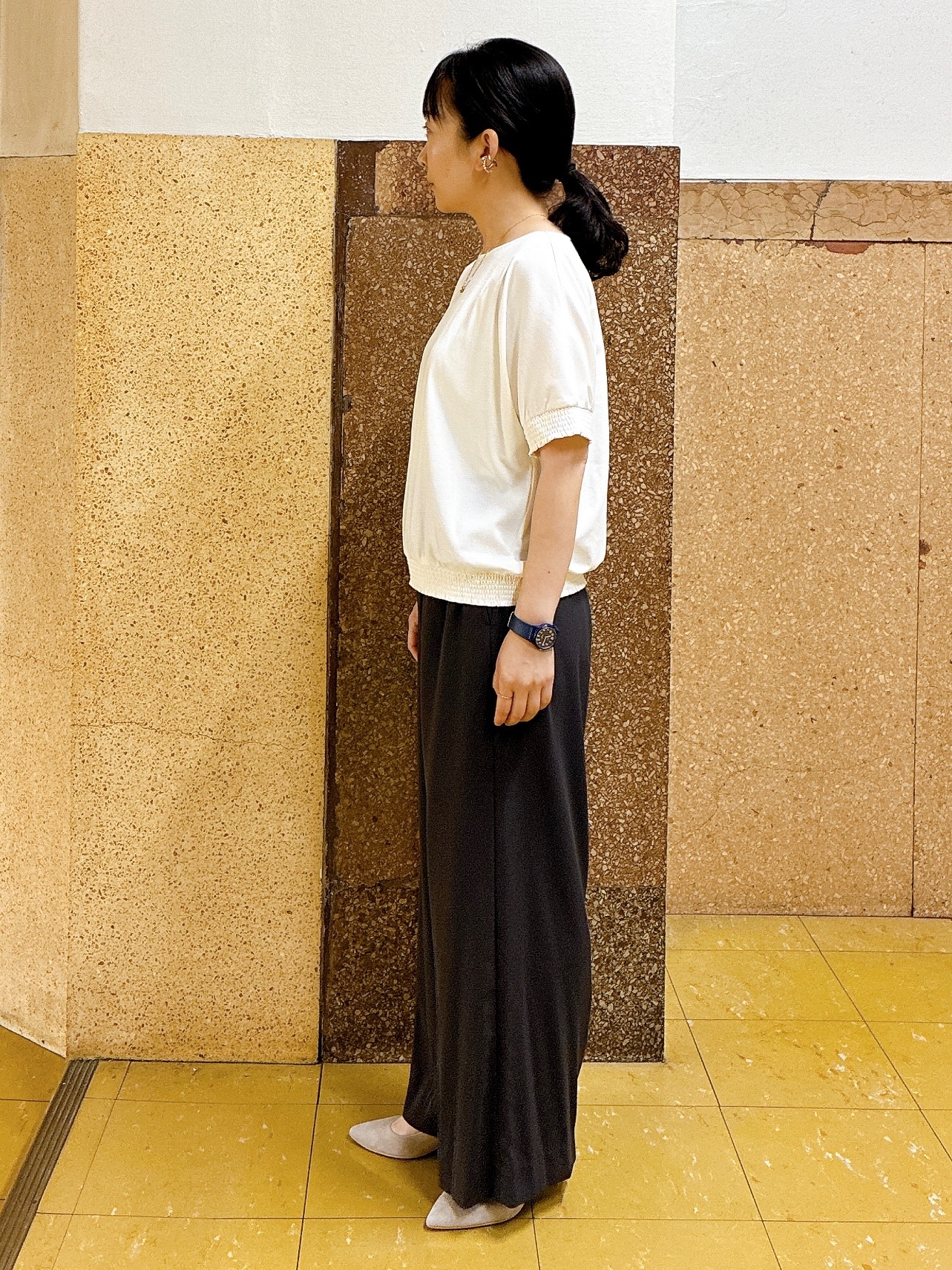 hattoriさんの「INDIVI｜【接触冷感/汗染み防止/吸水速乾/UVカット】シャーリングプルオーバー」を使ったコーディネート