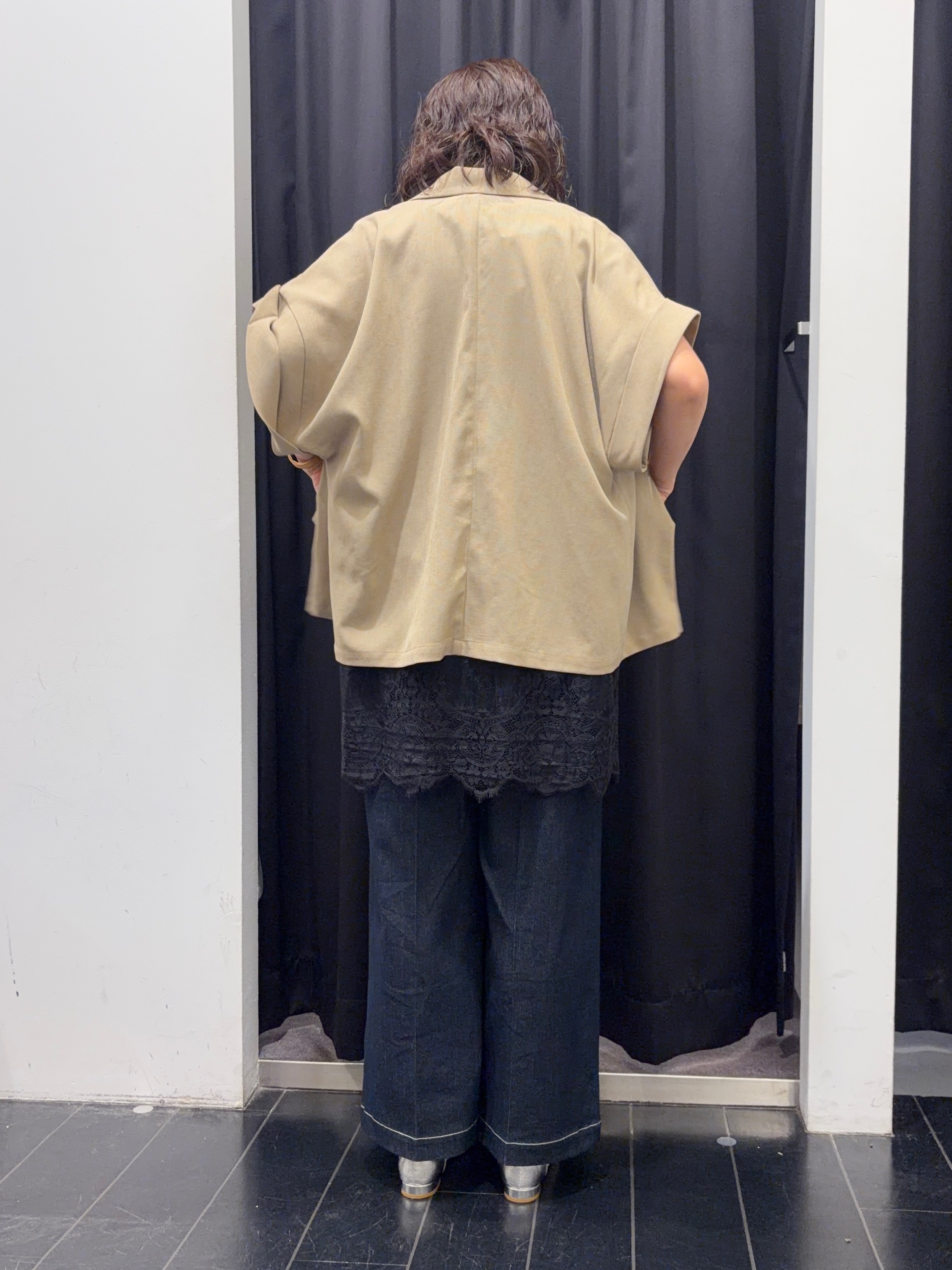 いちさんの「THE SHOP TK｜【夏の通勤スタイルに】涼やかな着心地 麻調ダブルブレストジャケット」を使ったコーディネート