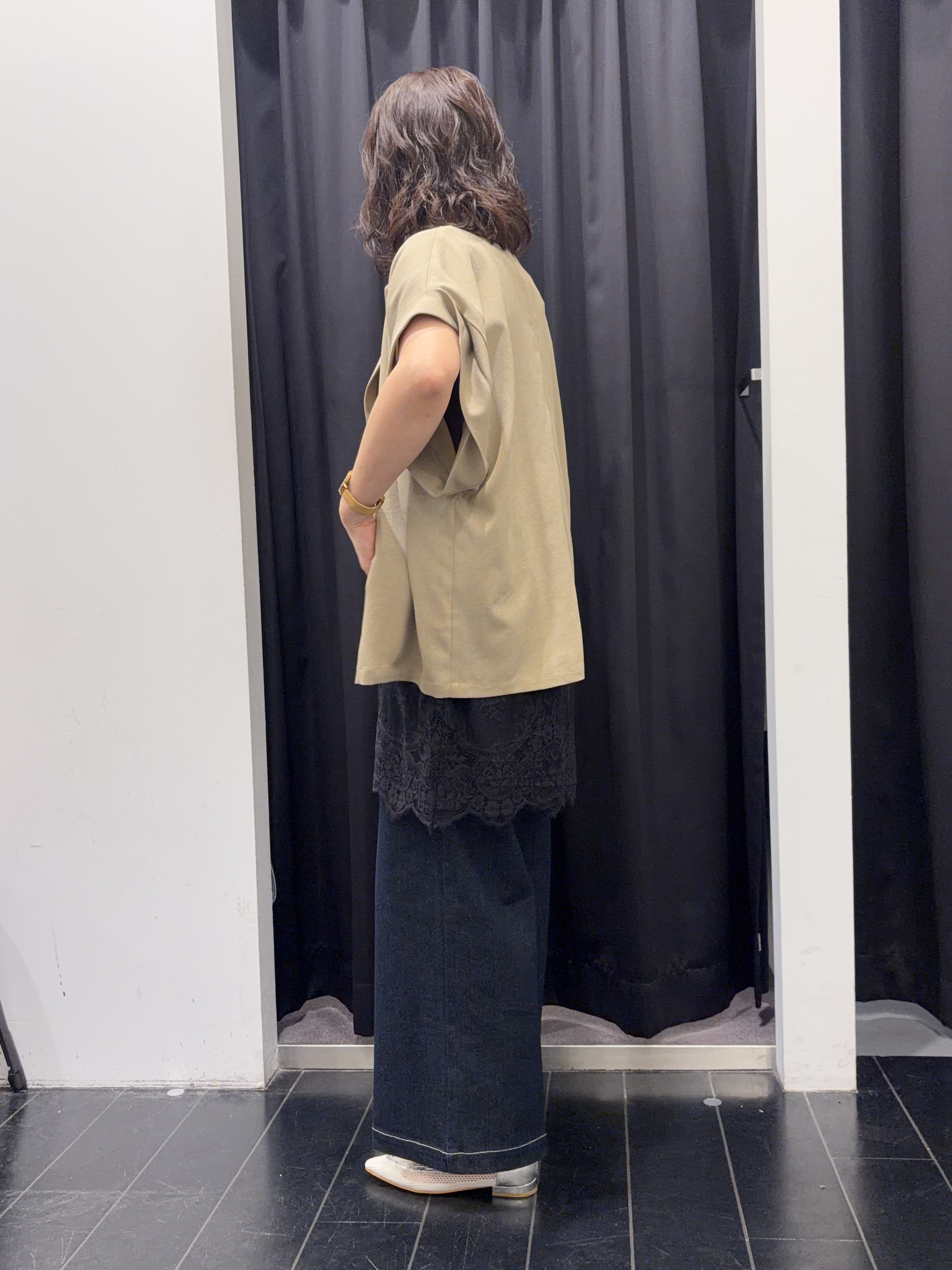 いちさんの「THE SHOP TK｜【夏の通勤スタイルに】涼やかな着心地 麻調ダブルブレストジャケット」を使ったコーディネート