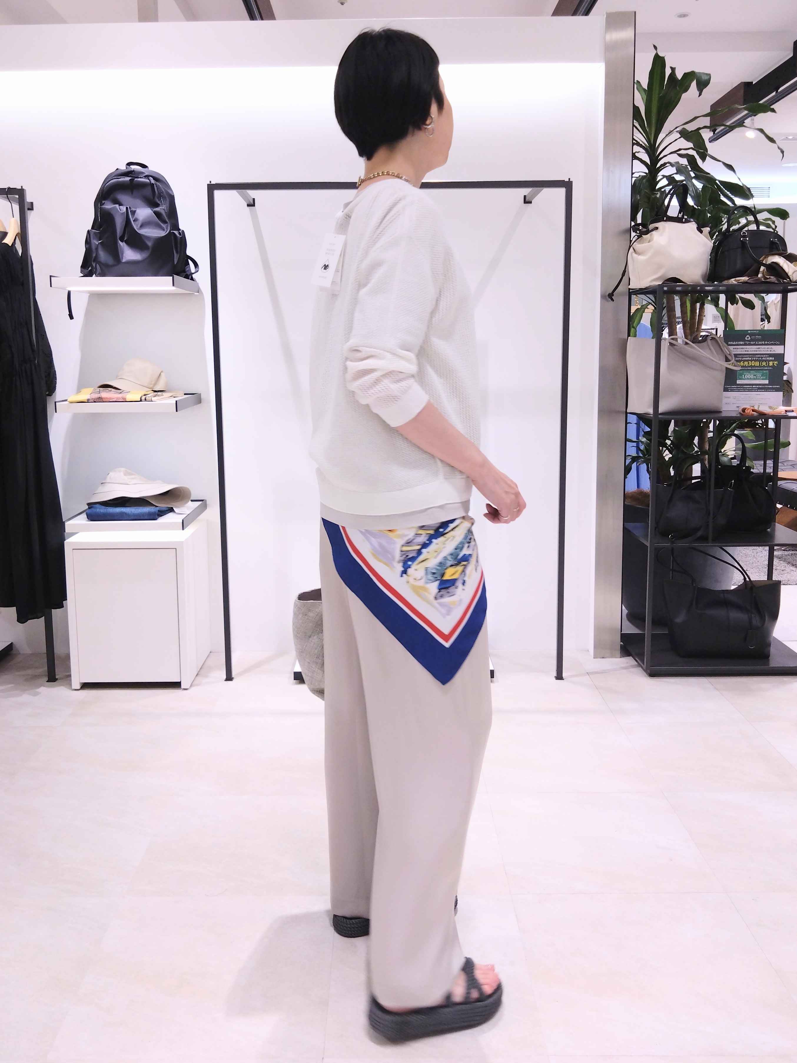 まちこさんの「UNTITLED｜シアーメッシュニット」を使ったコーディネート