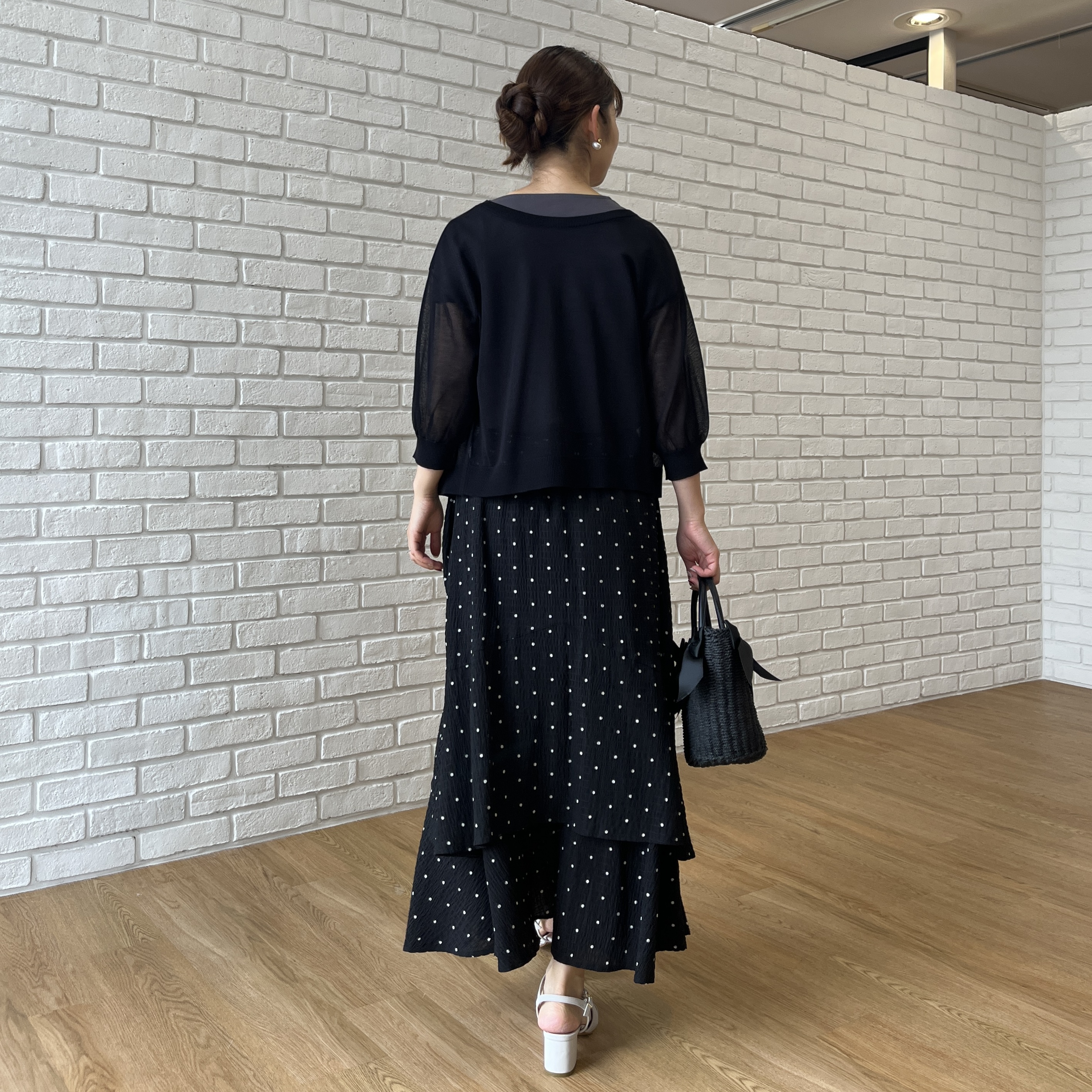 makiさんの「Couture brooch｜【接触冷感・UVカット・洗える】CATプリントTシャツ」を使ったコーディネート