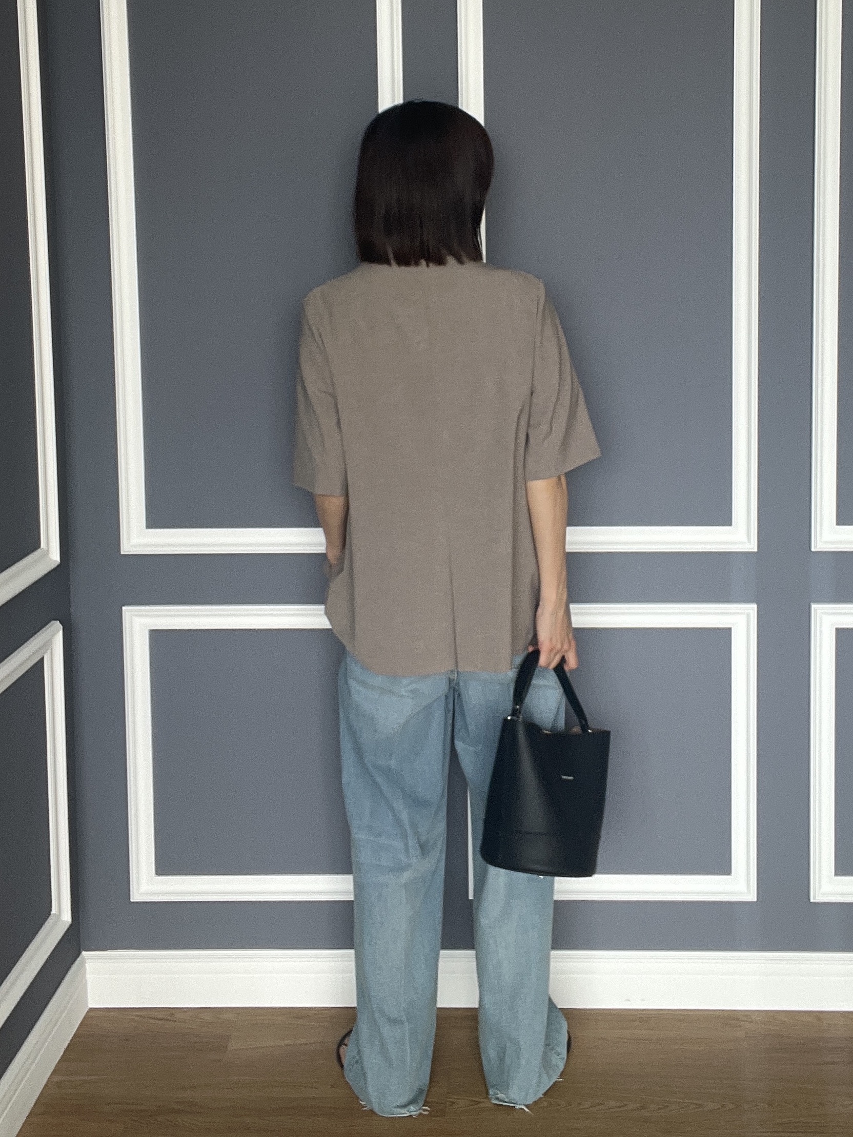 misaさんの「DRESSTERIOR｜NICOLAS LAINAS（ニコラスライナス）ソフトソールトングサンダル」を使ったコーディネート