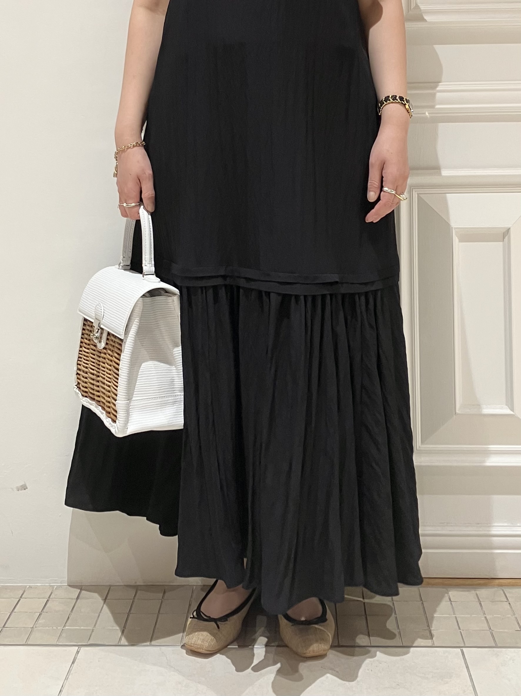 TAJIさんの「DRESSTERIOR｜【接触冷感／抗菌防臭／消臭】アイスクリアコットンドルマンスリーブボーダーTシャツ」を使ったコーディネート