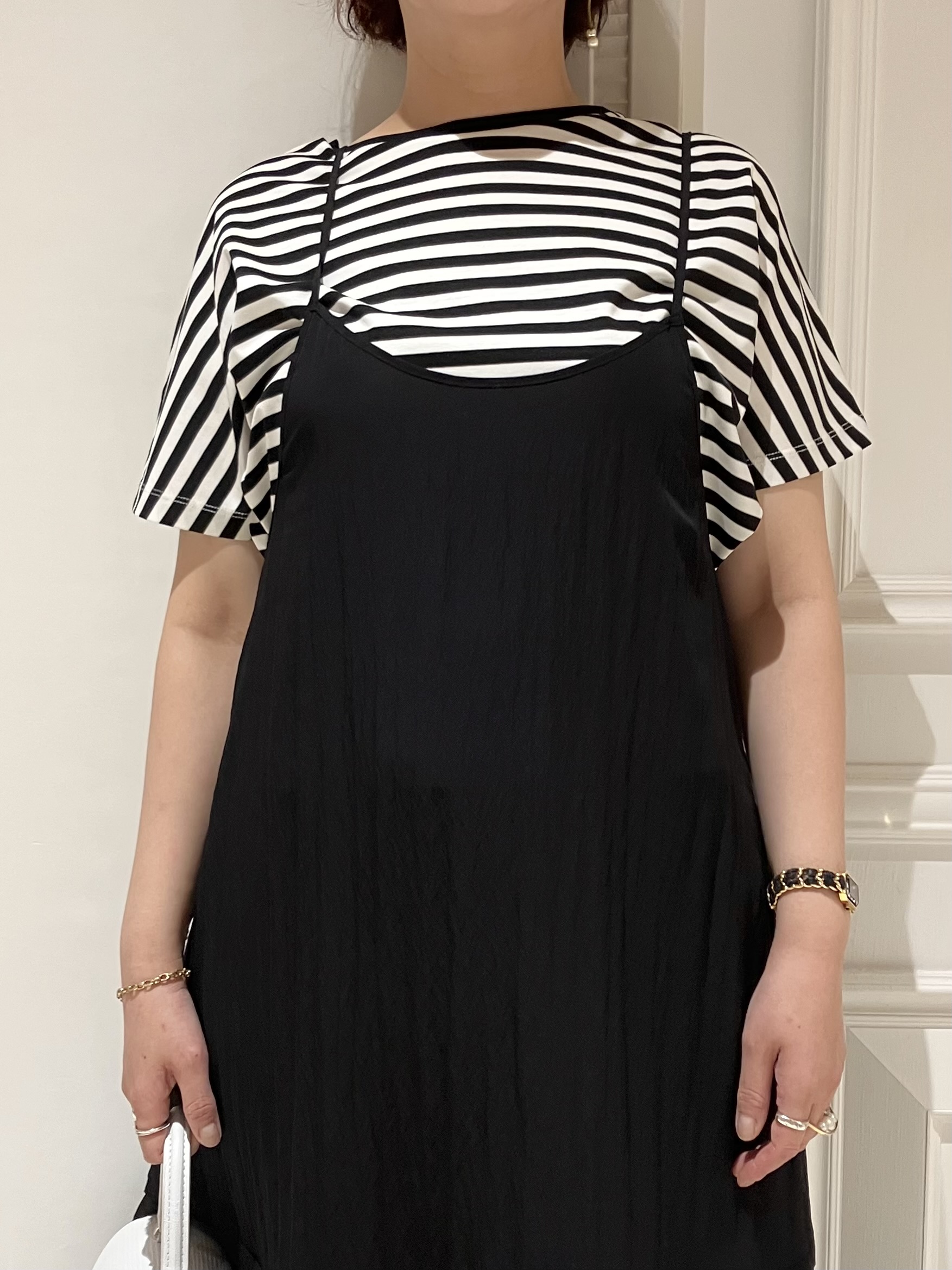 TAJIさんの「DRESSTERIOR｜【接触冷感／抗菌防臭／消臭】アイスクリアコットンドルマンスリーブボーダーTシャツ」を使ったコーディネート