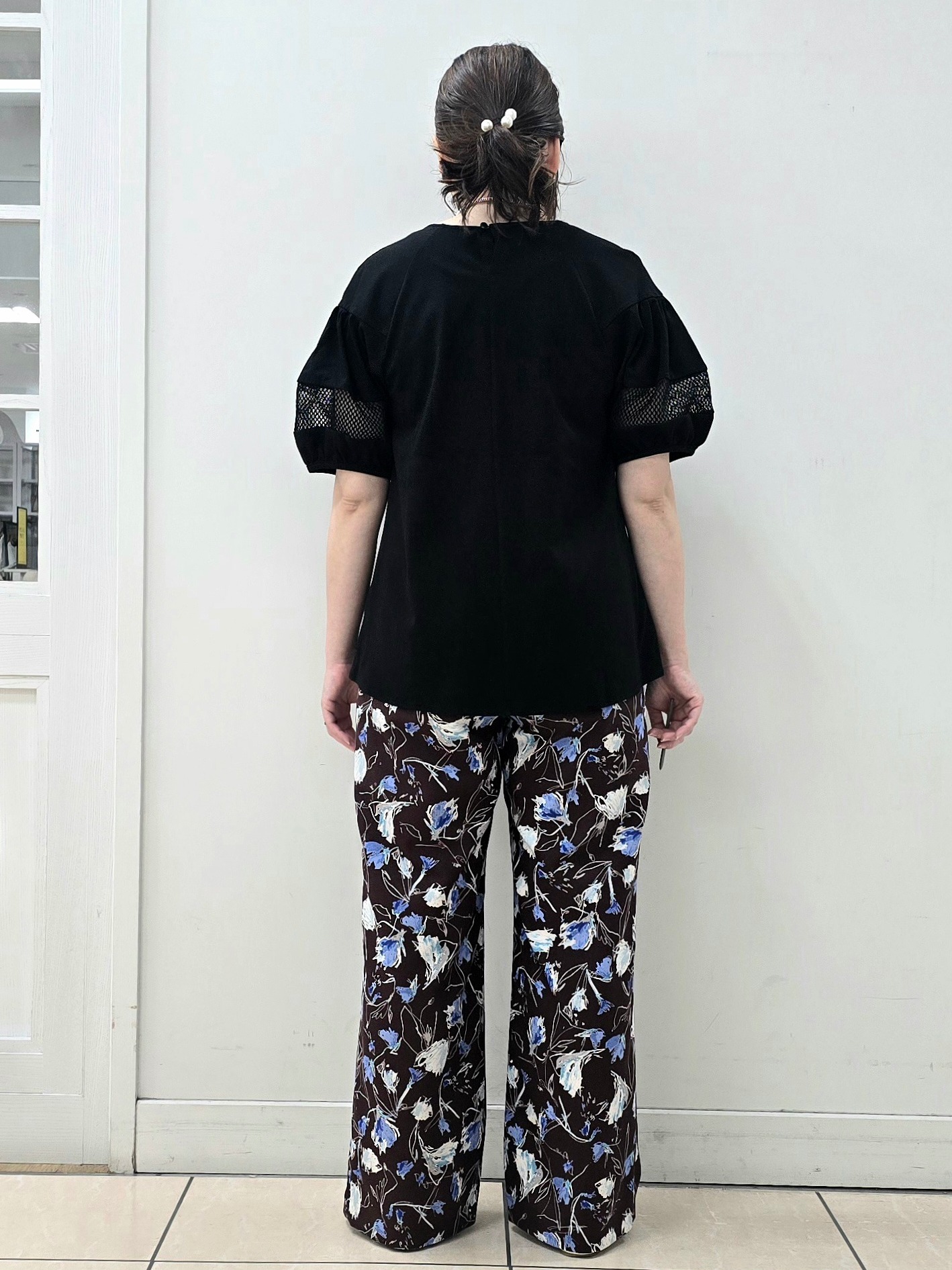 fkeさんの「Reflect｜メッシュ切り替えスリーブトップス」を使ったコーディネート