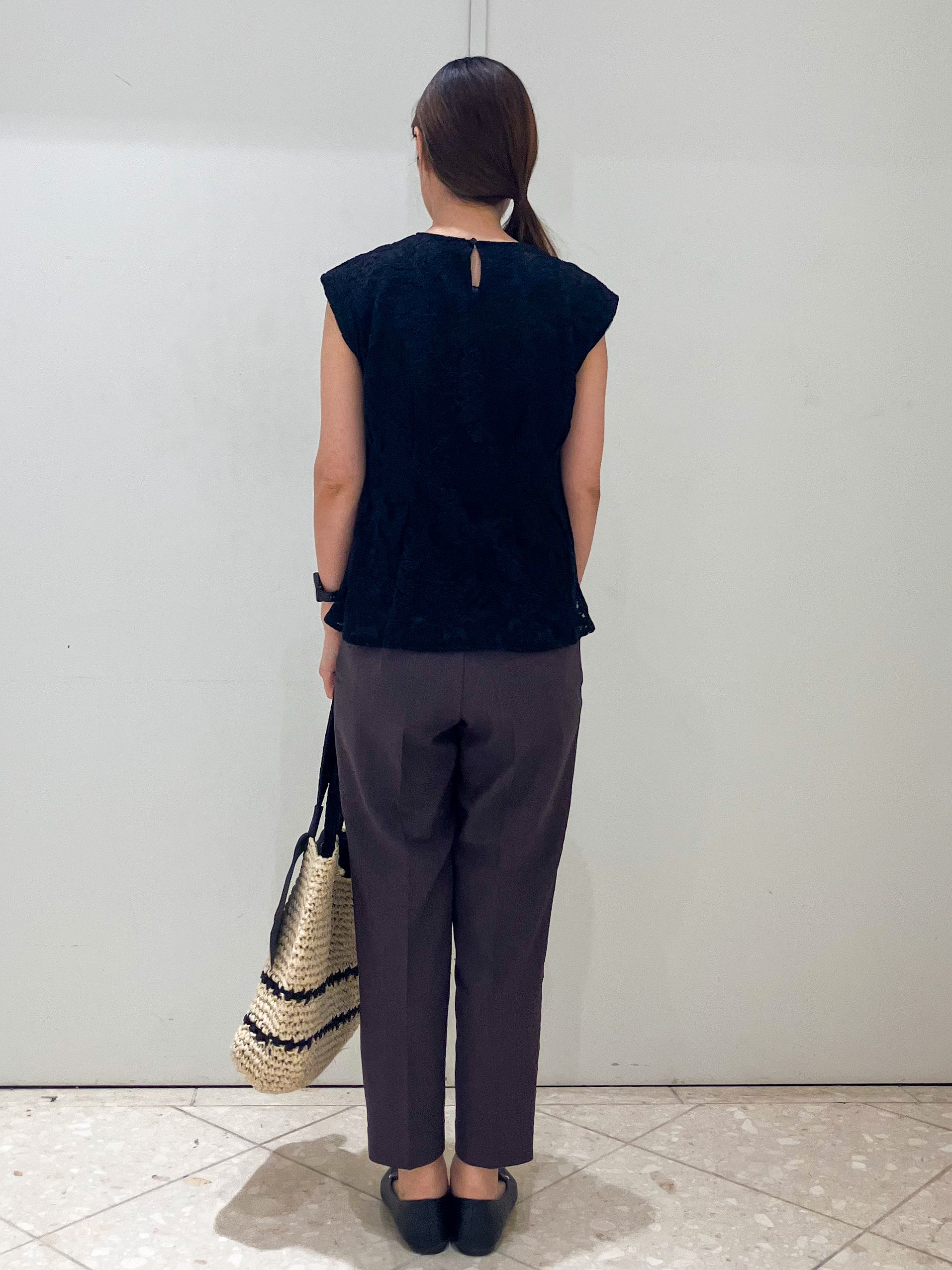  Maruさんの「OPAQUE.CLIP｜シアーフラワー刺繍ペプラムブラウス【イージーアイロン／洗濯機OK】」を使ったコーディネート