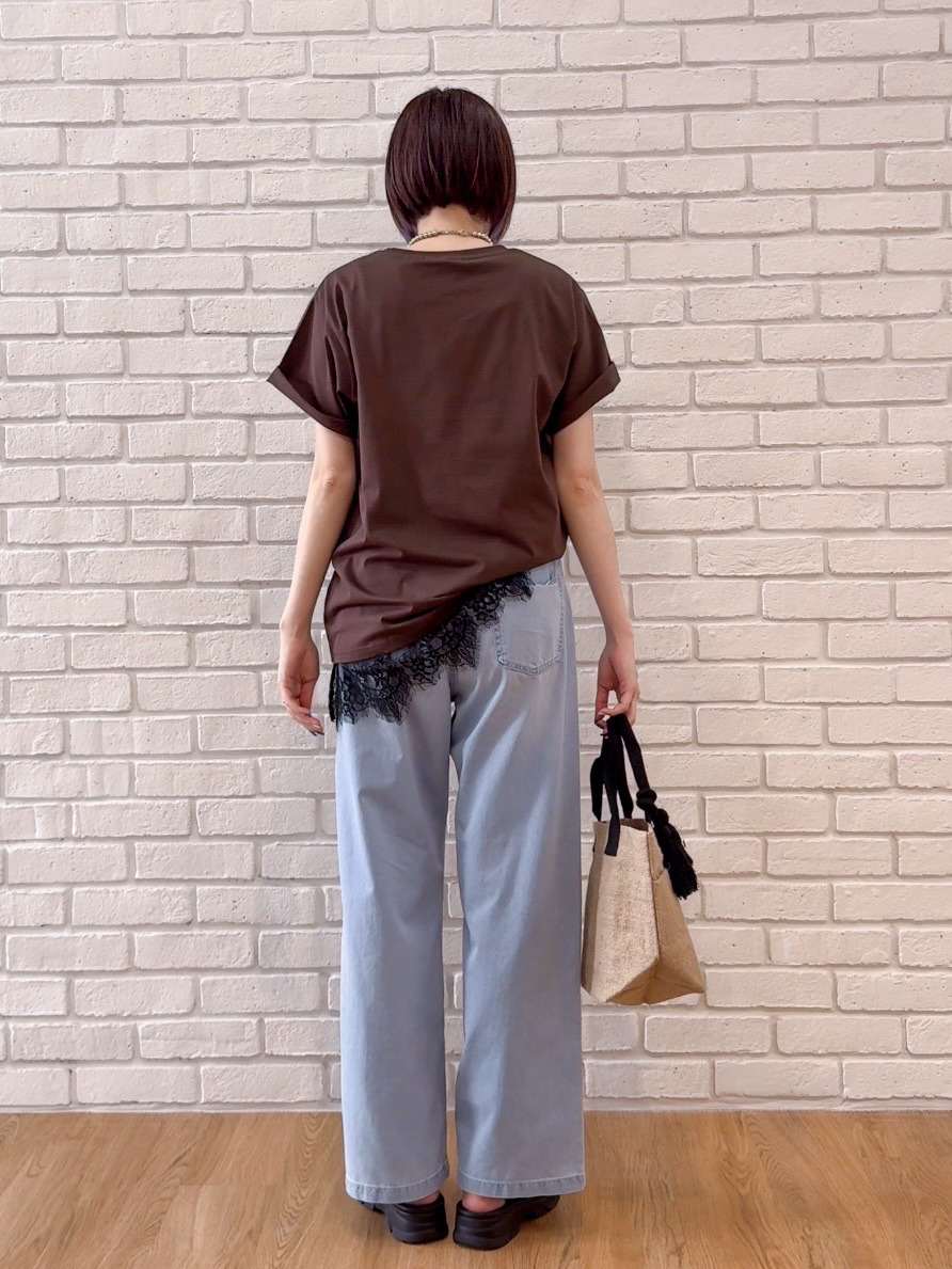 𝐜𝐡𝐢𝐤𝐚さんの「SHOO･LA･RUE｜【綿100%/ひんやり/S-LL】選べる3柄 大人のプリントTシャツ」を使ったコーディネート