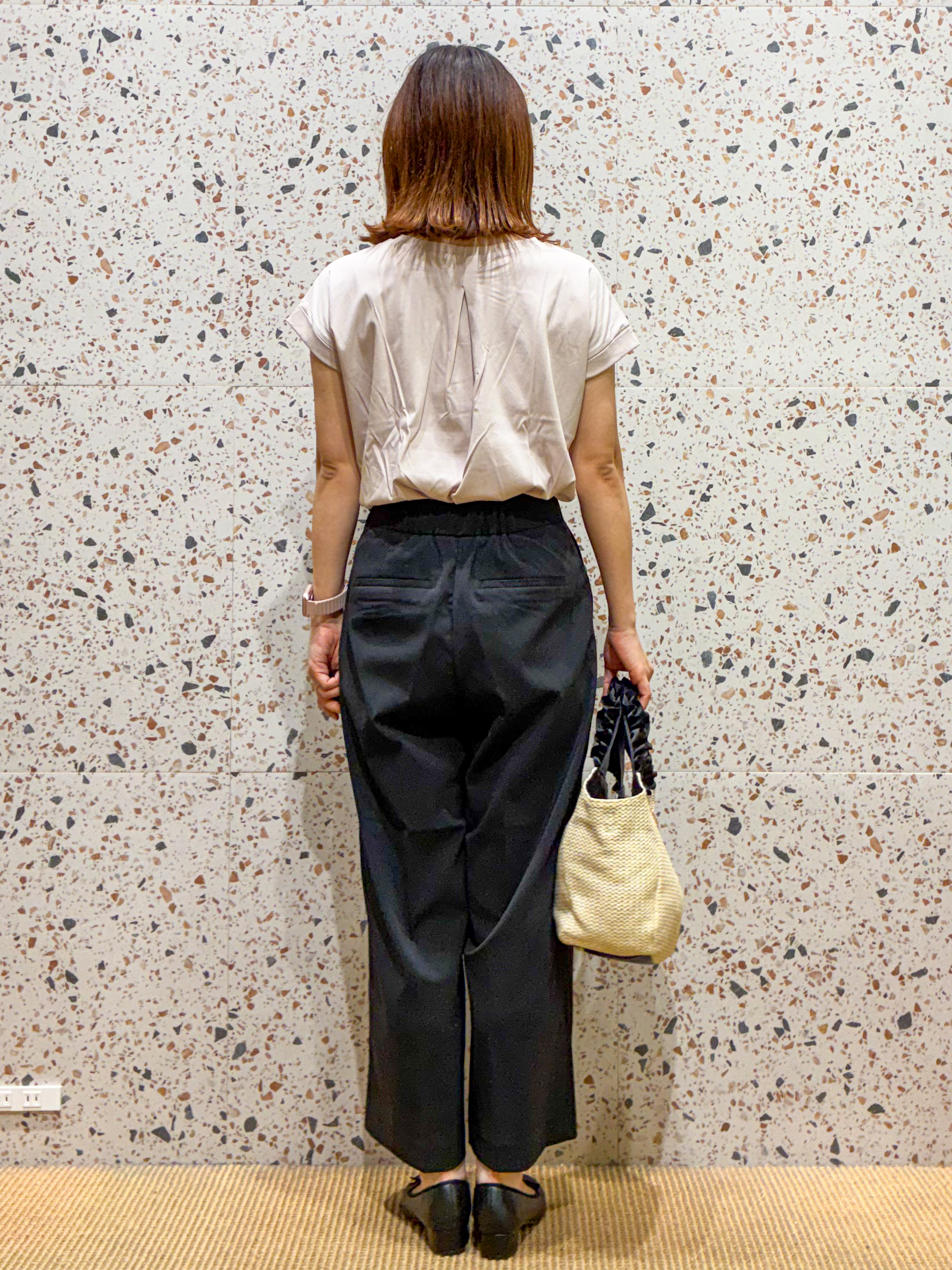 さくらさんの「OPAQUE.CLIP｜【接触冷感／UV】ワンポイント刺繍Tシャツ《7col／XS~3L／洗濯機OK》」を使ったコーディネート