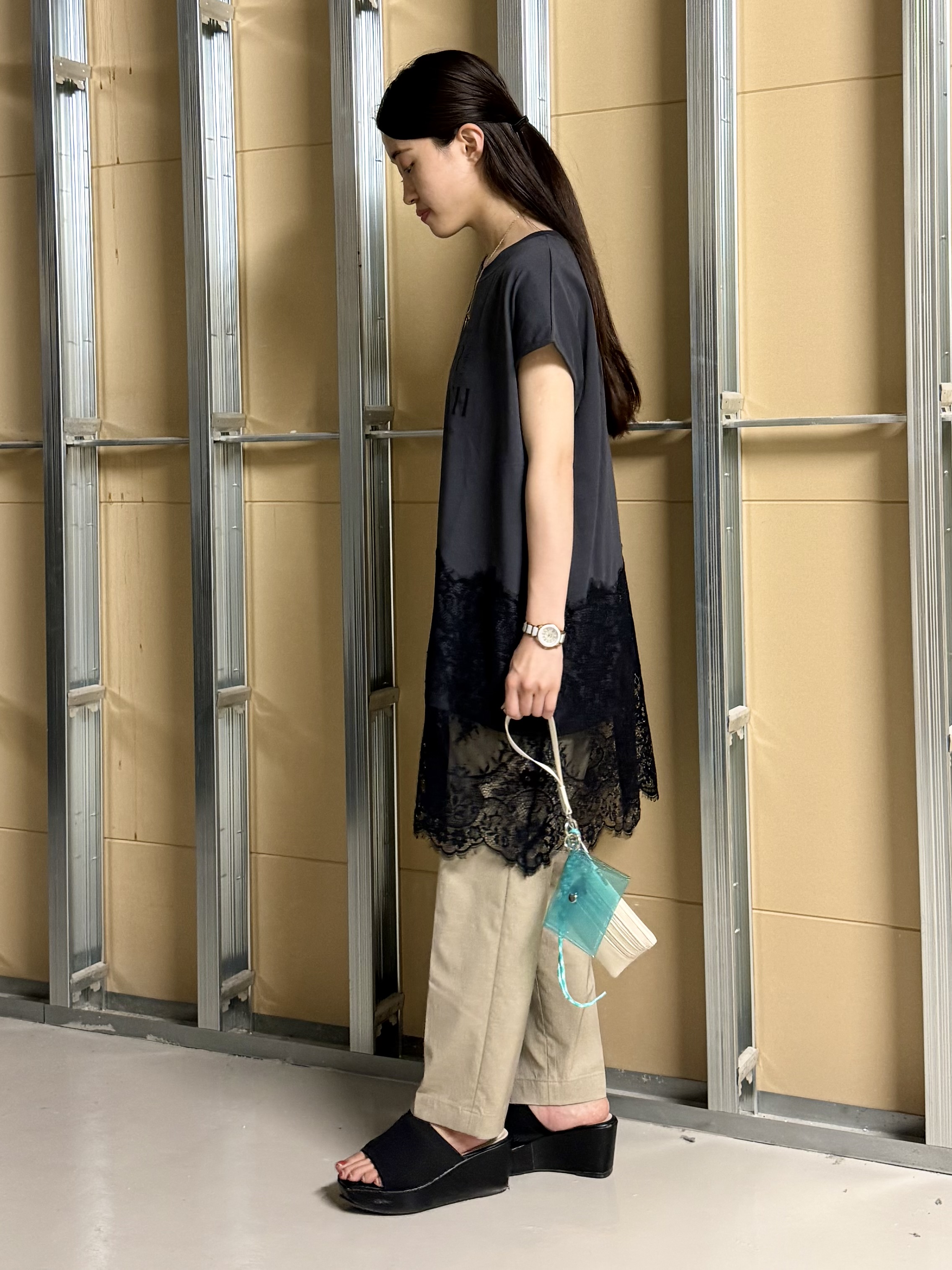sahoさんの「THE SHOP TK｜レース切替 ロングTシャツ」を使ったコーディネート
