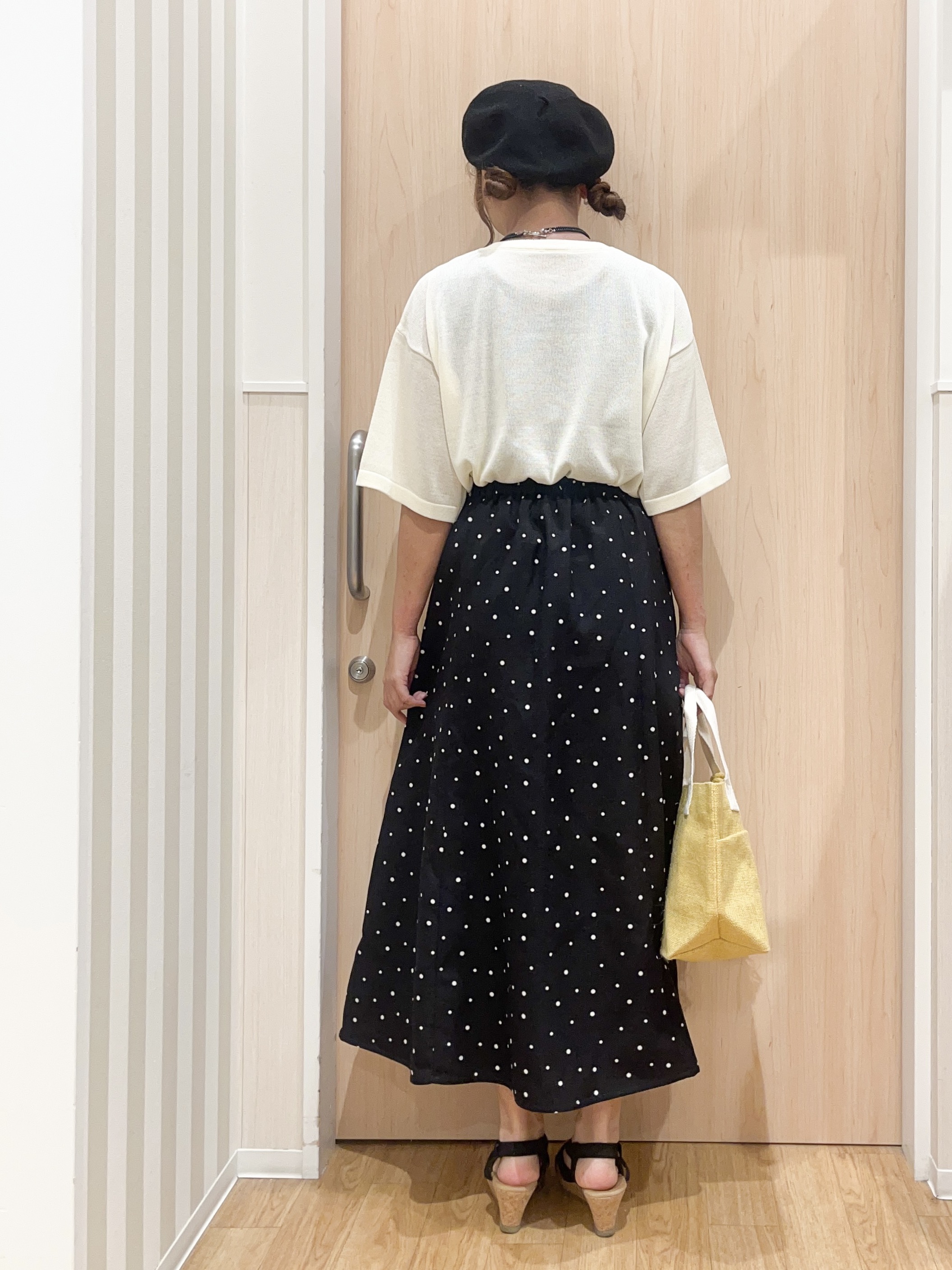 natsumiさんの「SHOO･LA･RUE｜【体型カバー】程よい透け感 デザインアソート 5分袖シアーニット」を使ったコーディネート