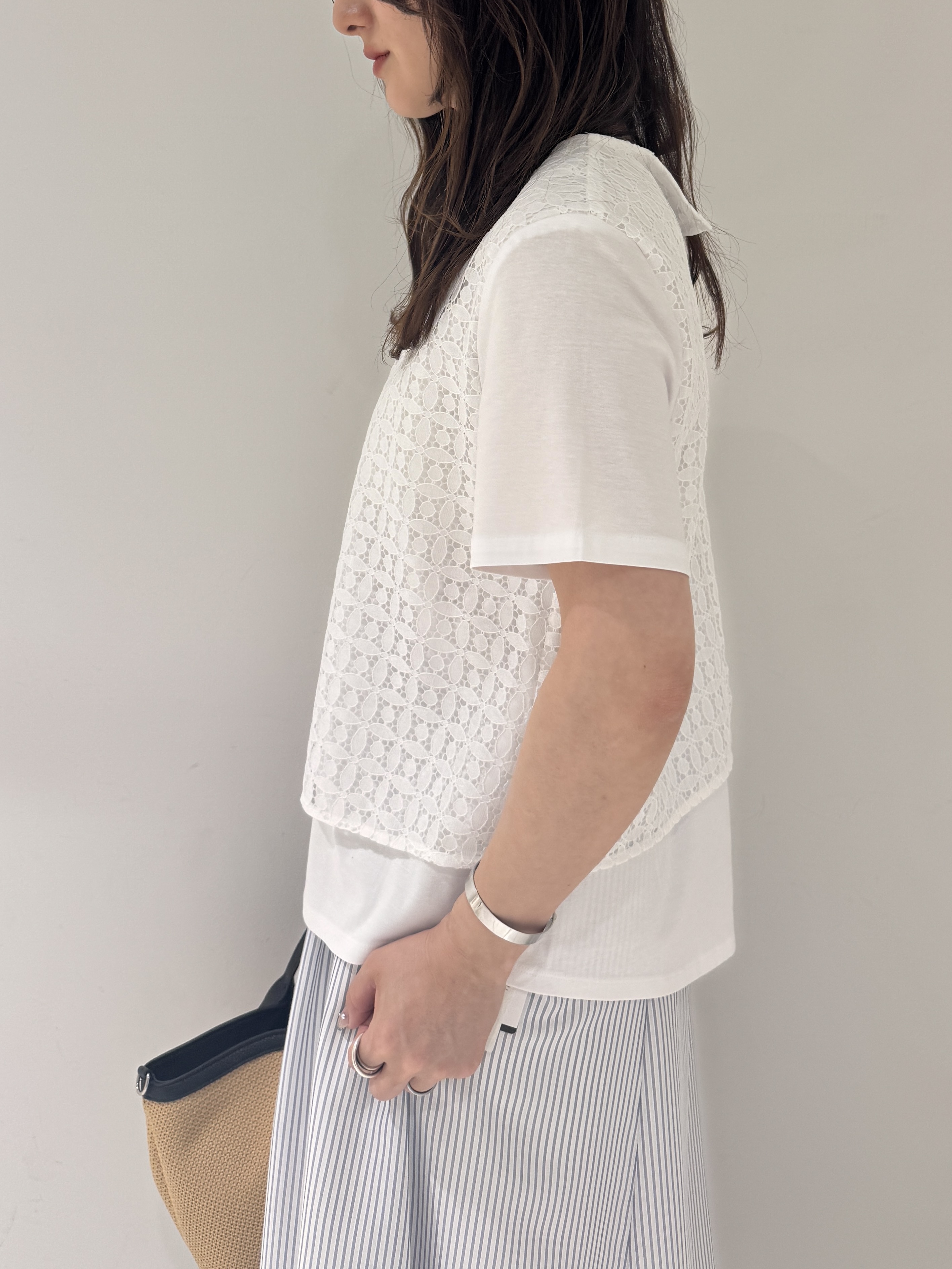 そんさんの「INDIVI｜【洗える】レイヤード風レースコンビTシャツ」を使ったコーディネート
