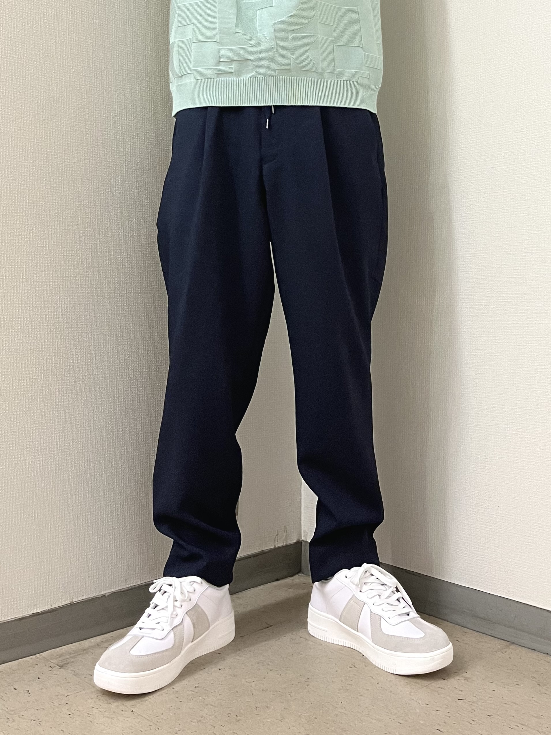 URAさんの「TAKEO KIKUCHI｜【徳島ニット】ニットＴシャツ」を使ったコーディネート