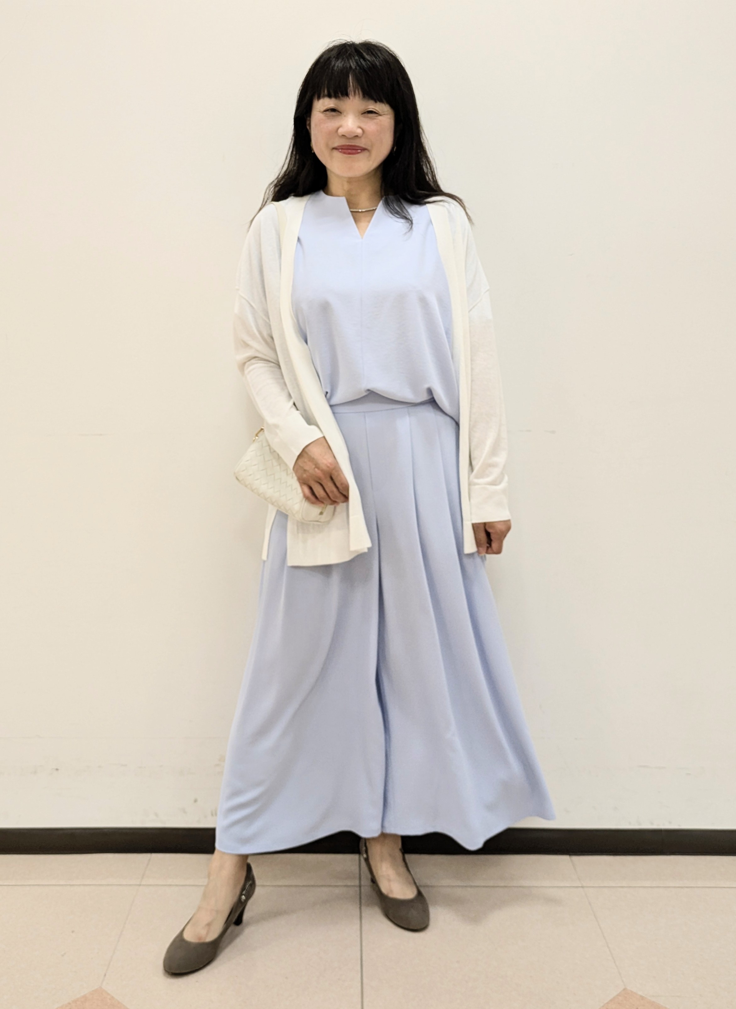 ともさんの「UNTITLED｜コットンリネンカーディガン」を使ったコーディネート