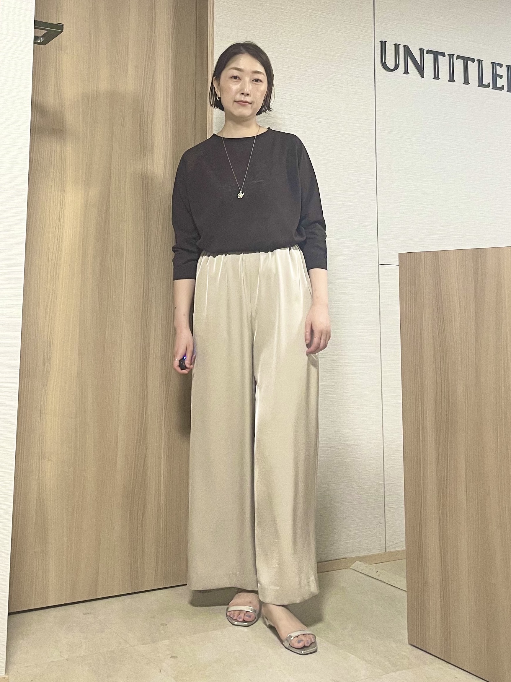 aliceさんの「UNTITLED｜【ゆったり/リラクシー】リネンボートネックプルオーバー」を使ったコーディネート