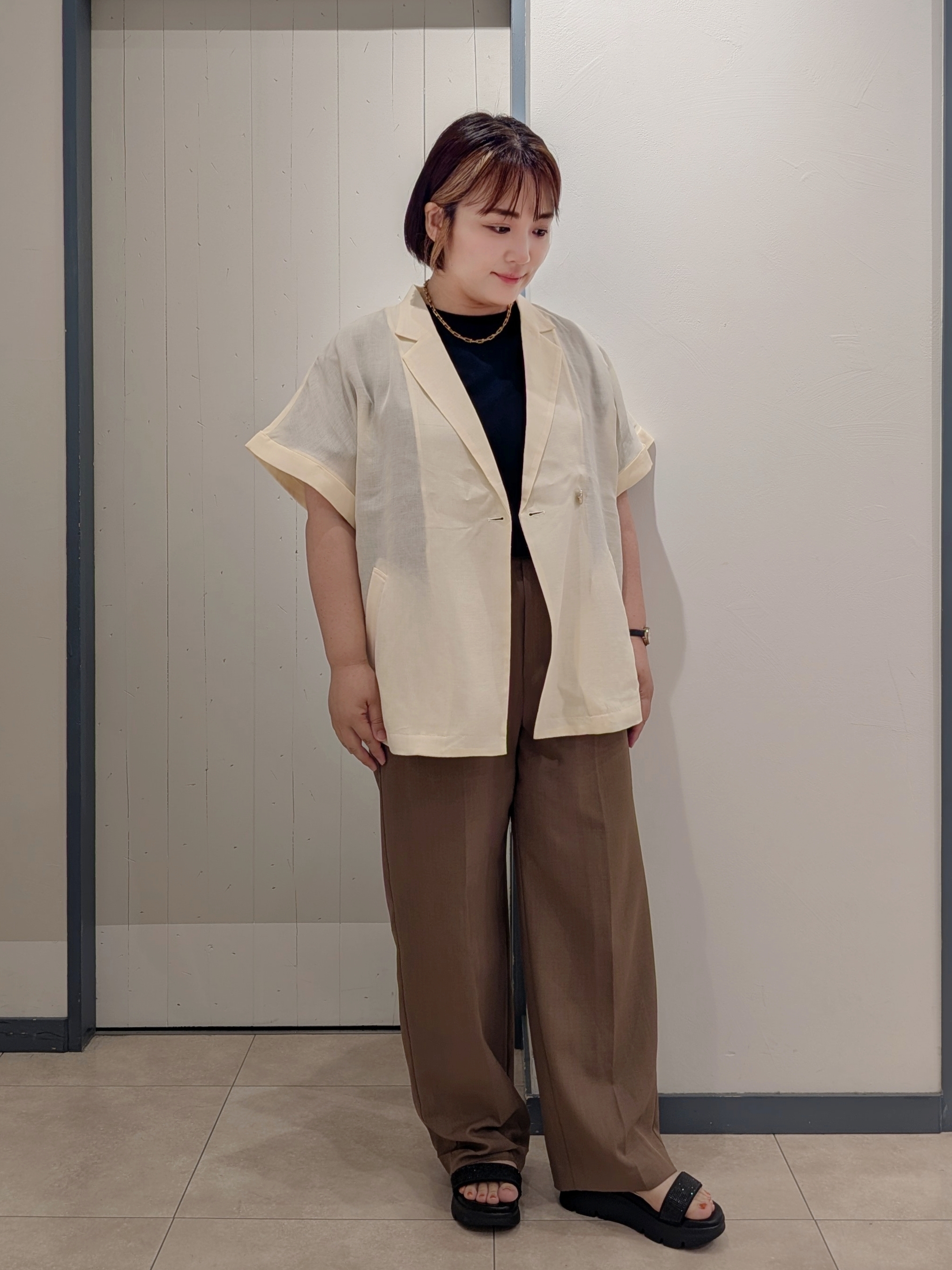 yukikaさんの「grove｜【洗濯機OK・ひんやり/SETUP可】シワになりにくいハーフスリーブジャケット」を使ったコーディネート