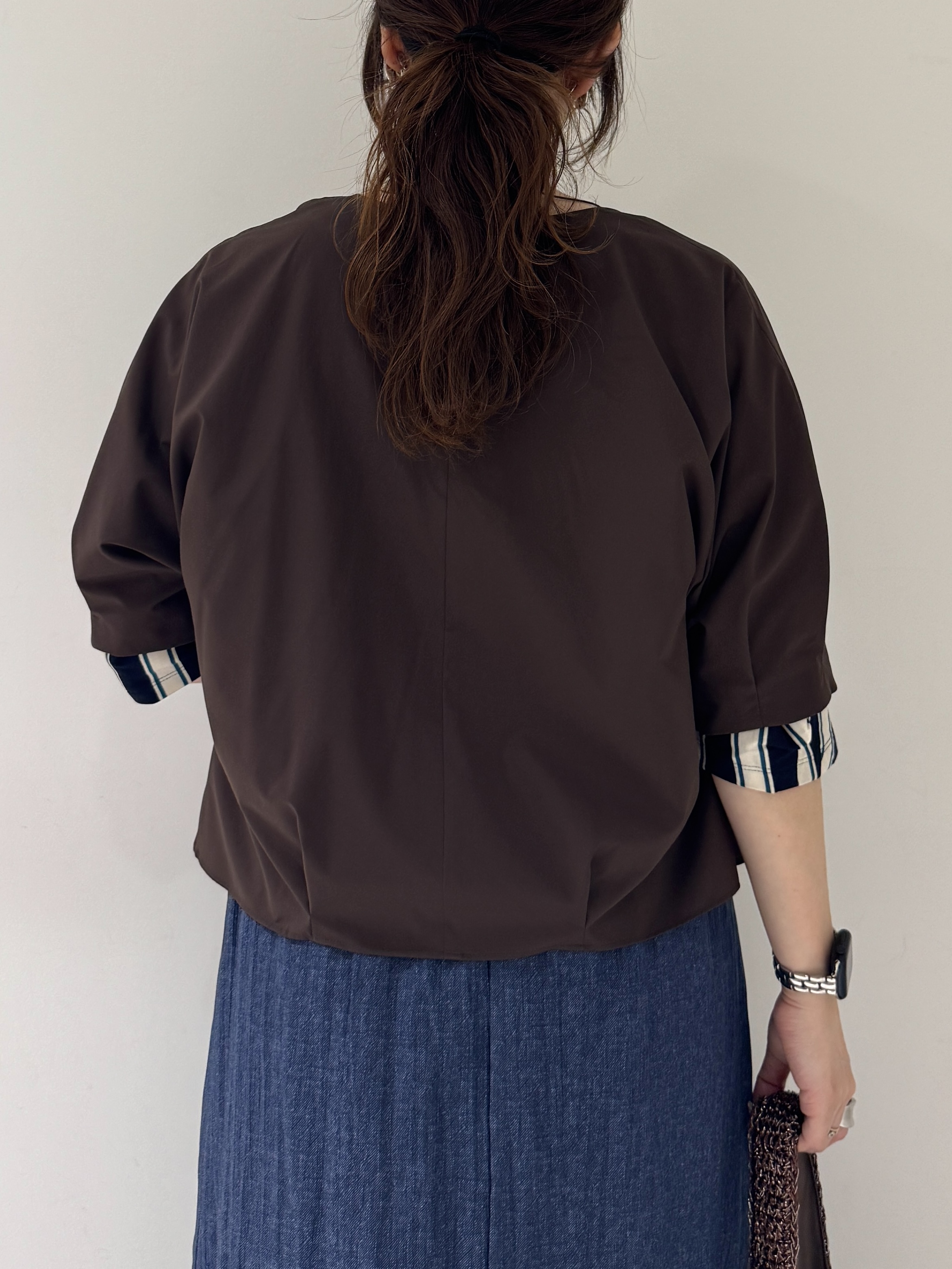 そんさんの「INDIVI｜【撥水／UVカット】タックデザインブラウス」を使ったコーディネート