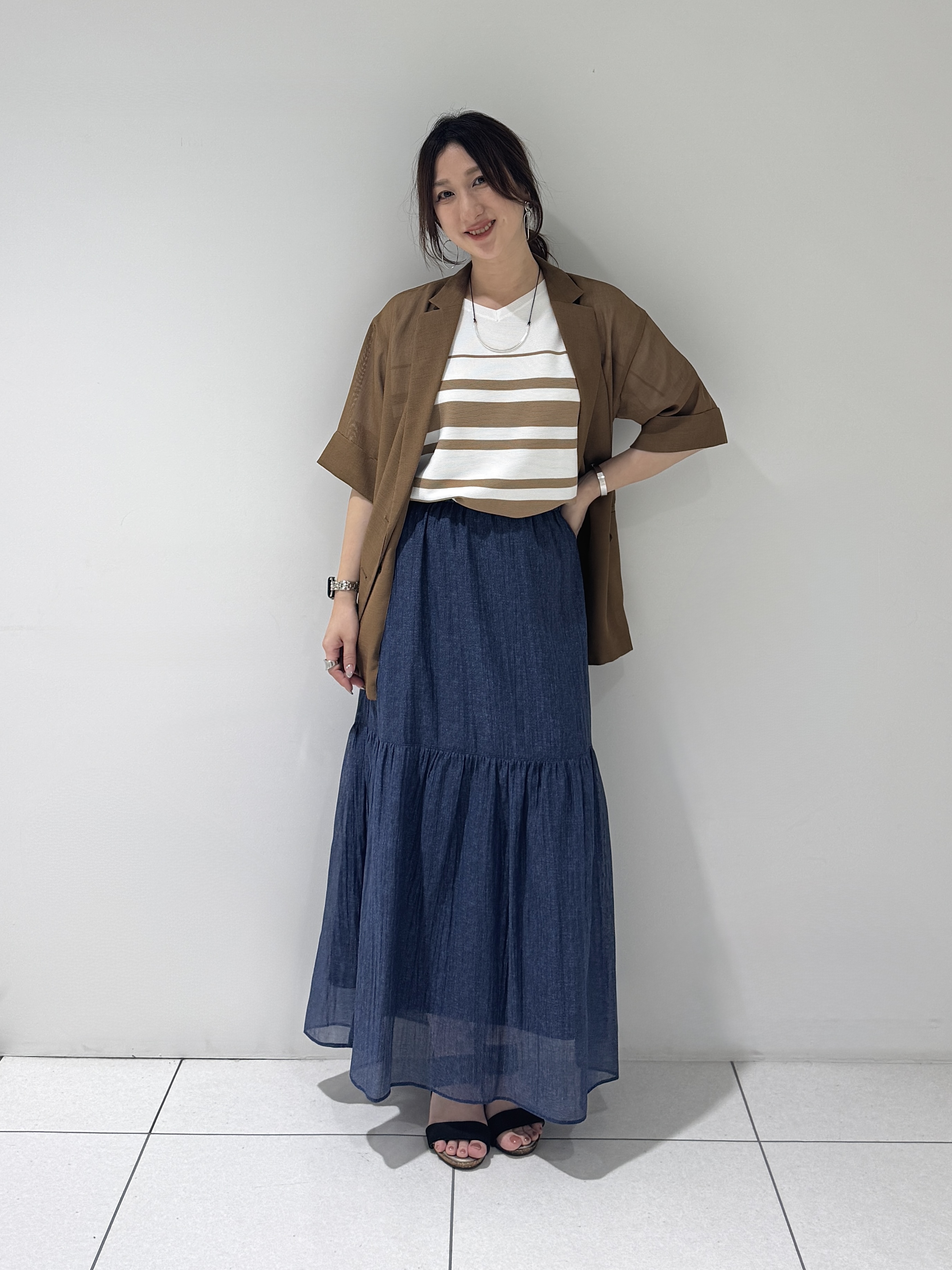 そんさんの「INDIVI｜【洗える／メッシュ素材／SETUP可能】半袖シアージャケット」を使ったコーディネート