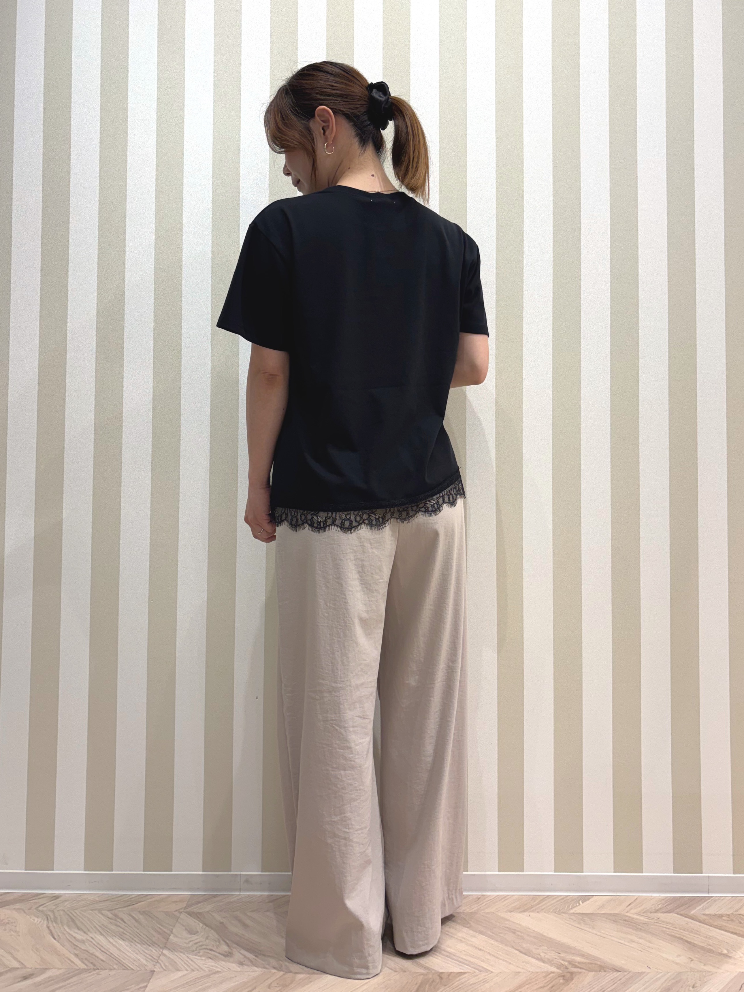 ナギさんの「SHOO･LA･RUE｜【高レビュー/S-LL/洗濯機可/セットアップ可】着丈選べる 軽凛(かろりん) ひんやりフラップイー」を使ったコーディネート