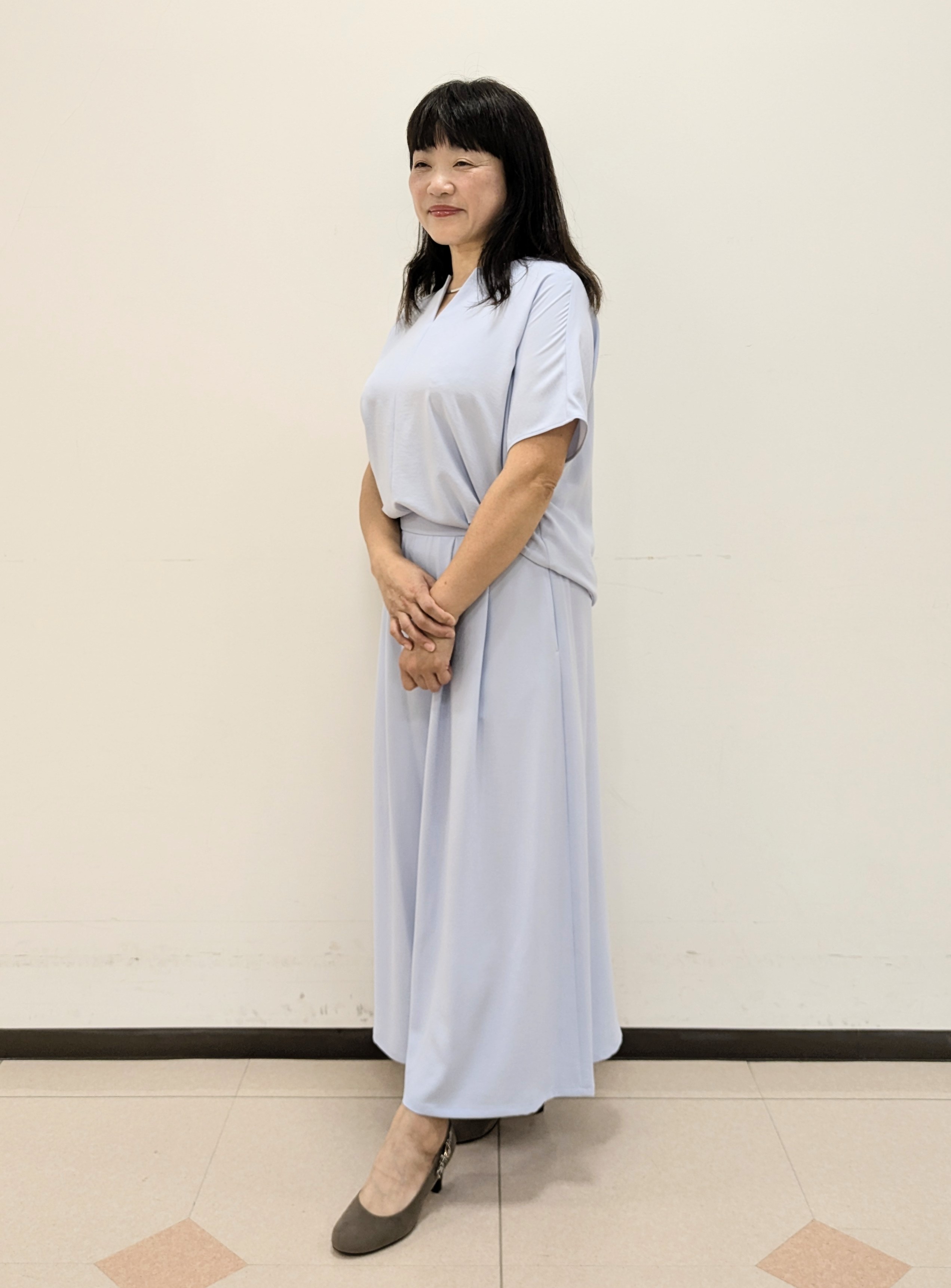 ともさんの「UNTITLED｜【追加/ステンレス】カーヴィプレートショートネックレス」を使ったコーディネート