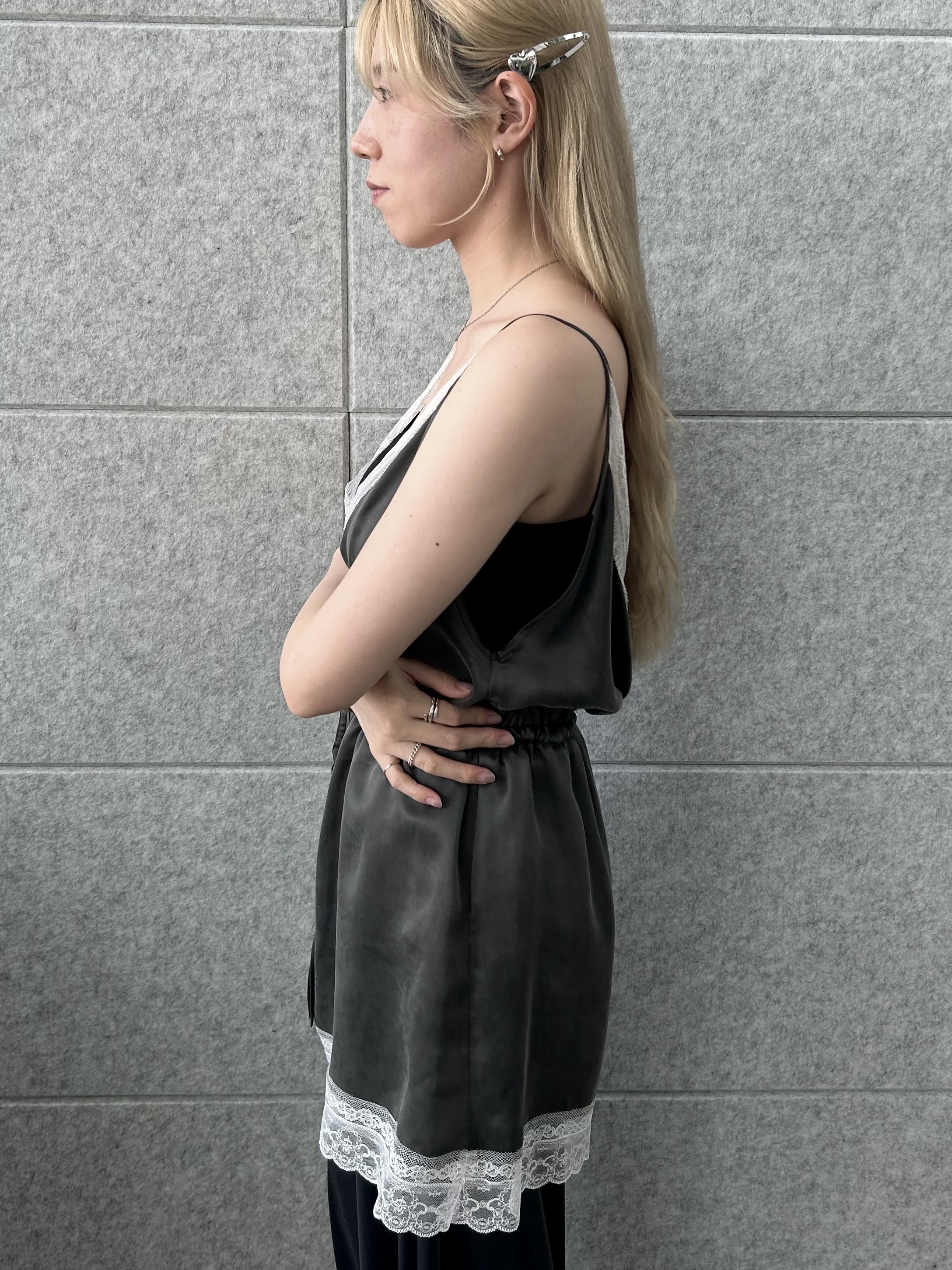 honoka Aさんの「CODE A｜velour easy pants」を使ったコーディネート