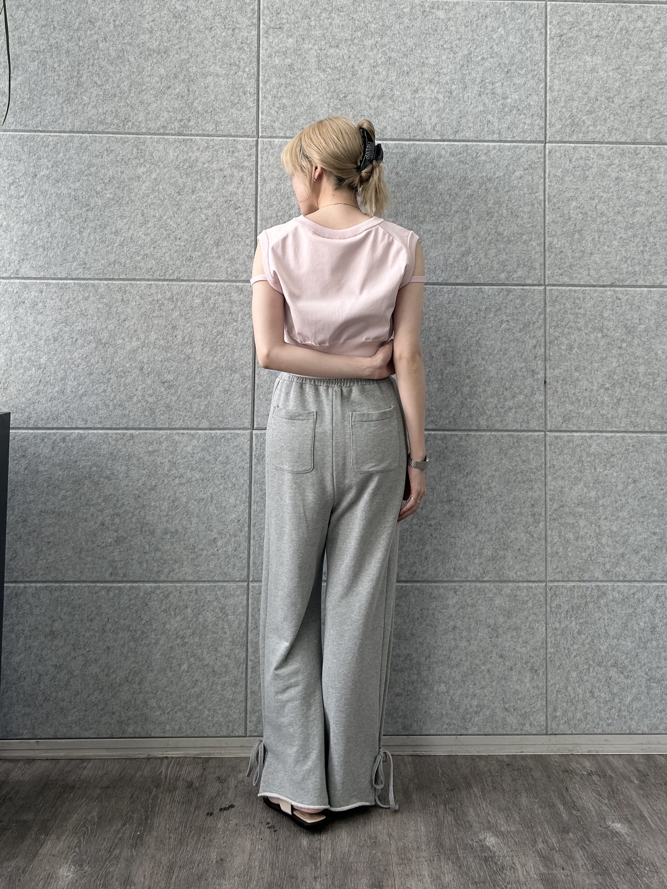 honoka Aさんの「CODE A｜【Re】ribbon sweat pants」を使ったコーディネート