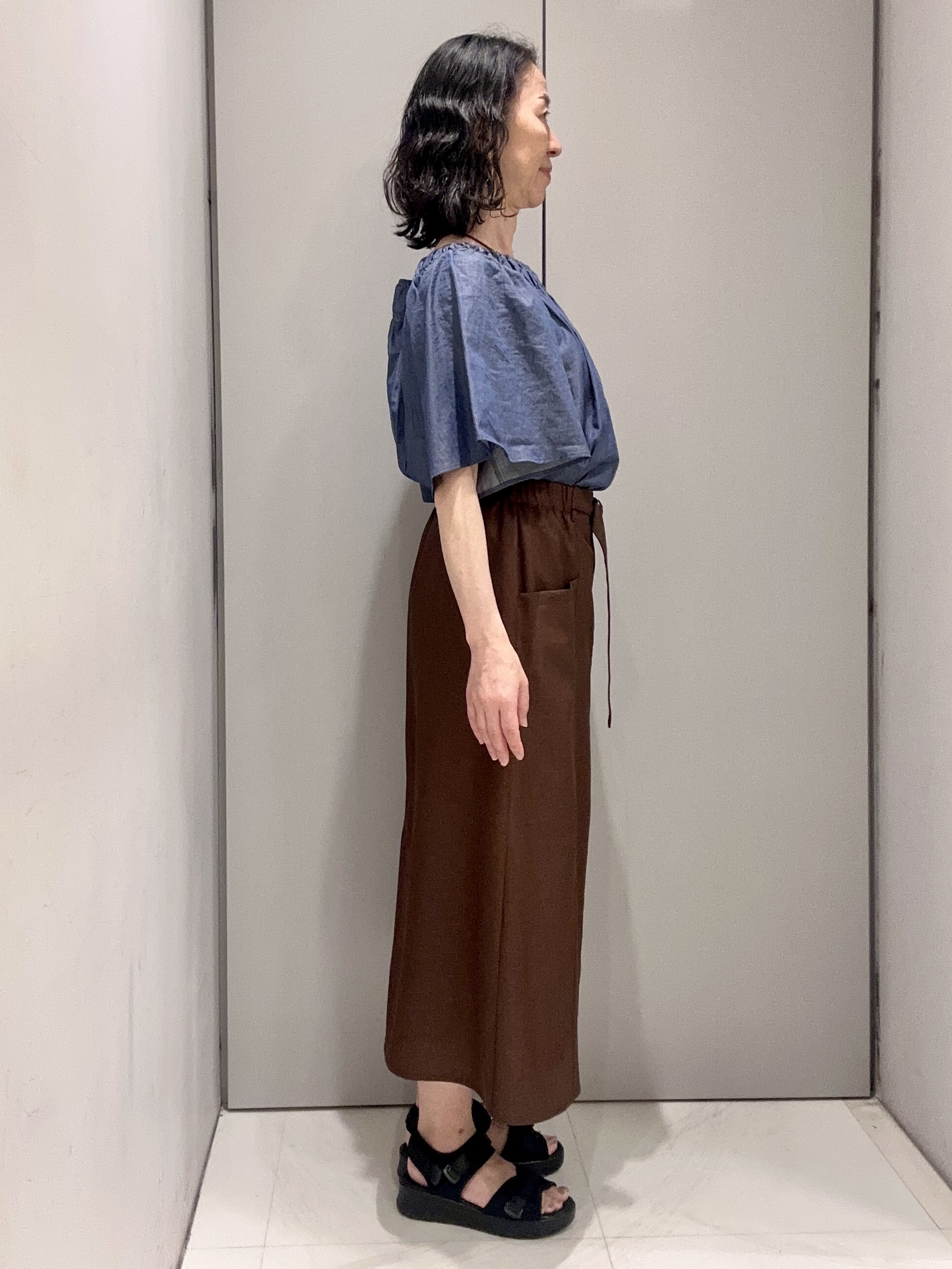 Kouさんの「Reflect｜ネックギャザーデザインブラウス」を使ったコーディネート