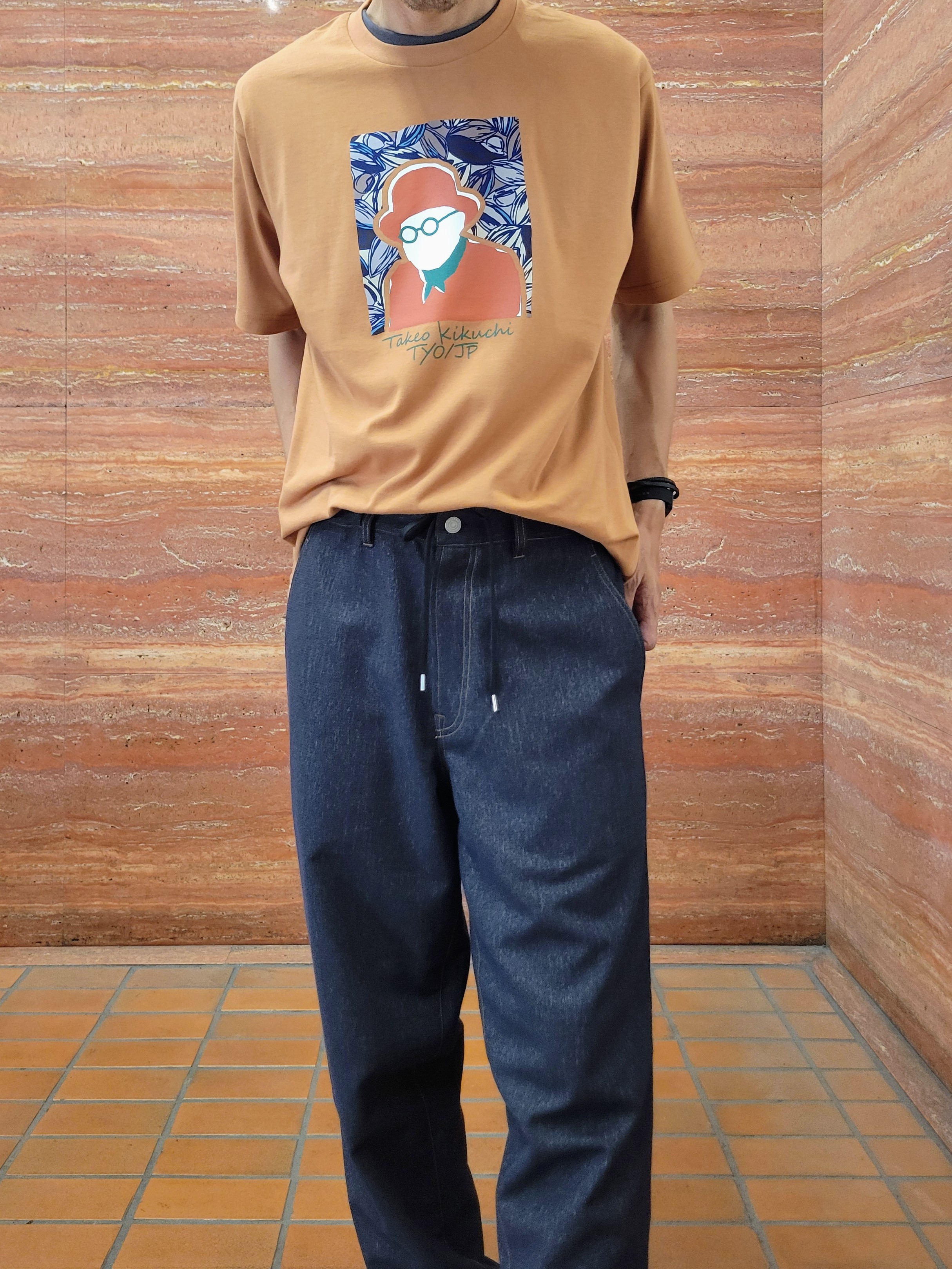 piroyaさんの「TAKEO KIKUCHI｜ポートレートアートＴシャツ」を使ったコーディネート