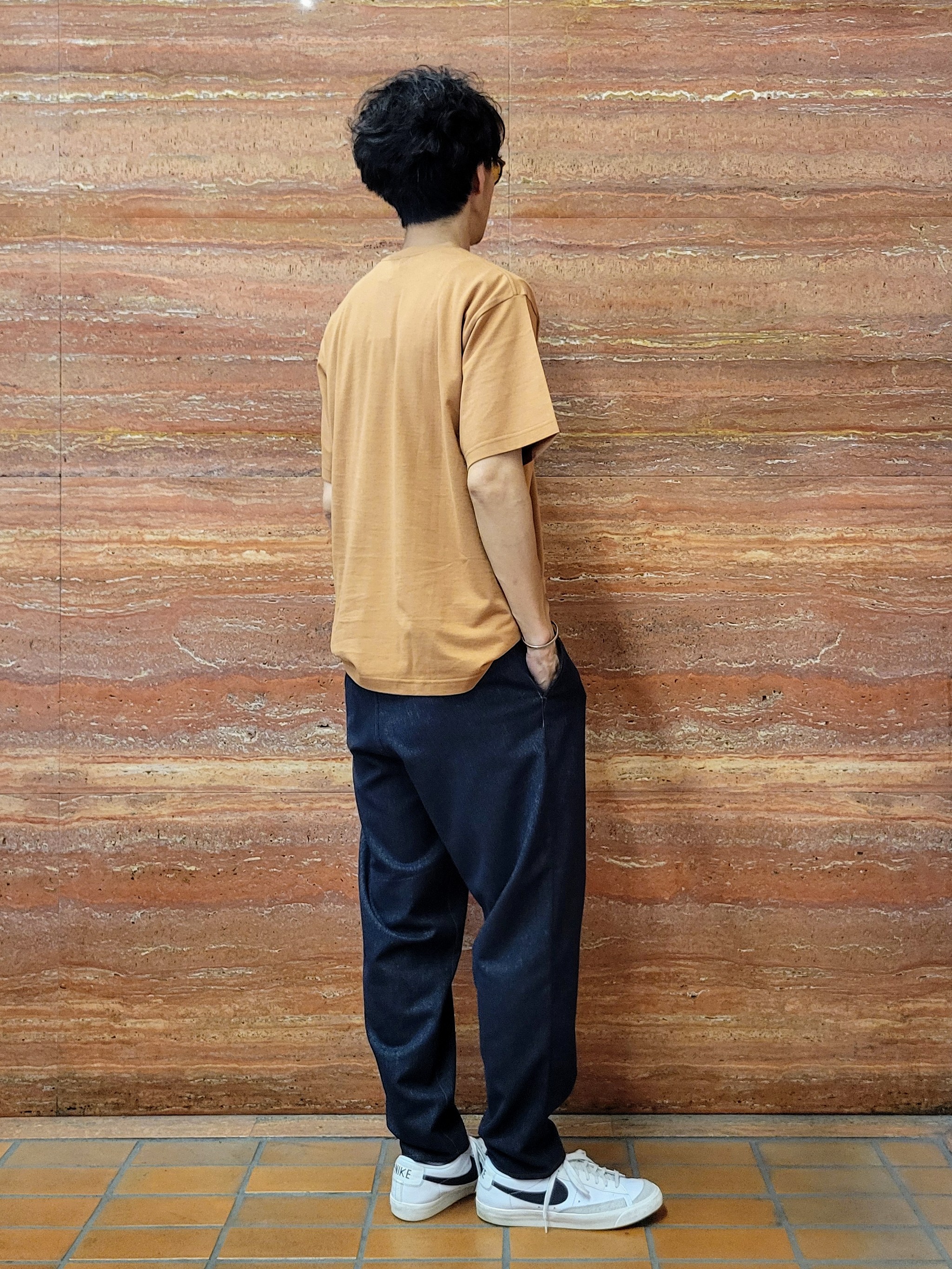 piroyaさんの「TAKEO KIKUCHI｜ポートレートアートＴシャツ」を使ったコーディネート