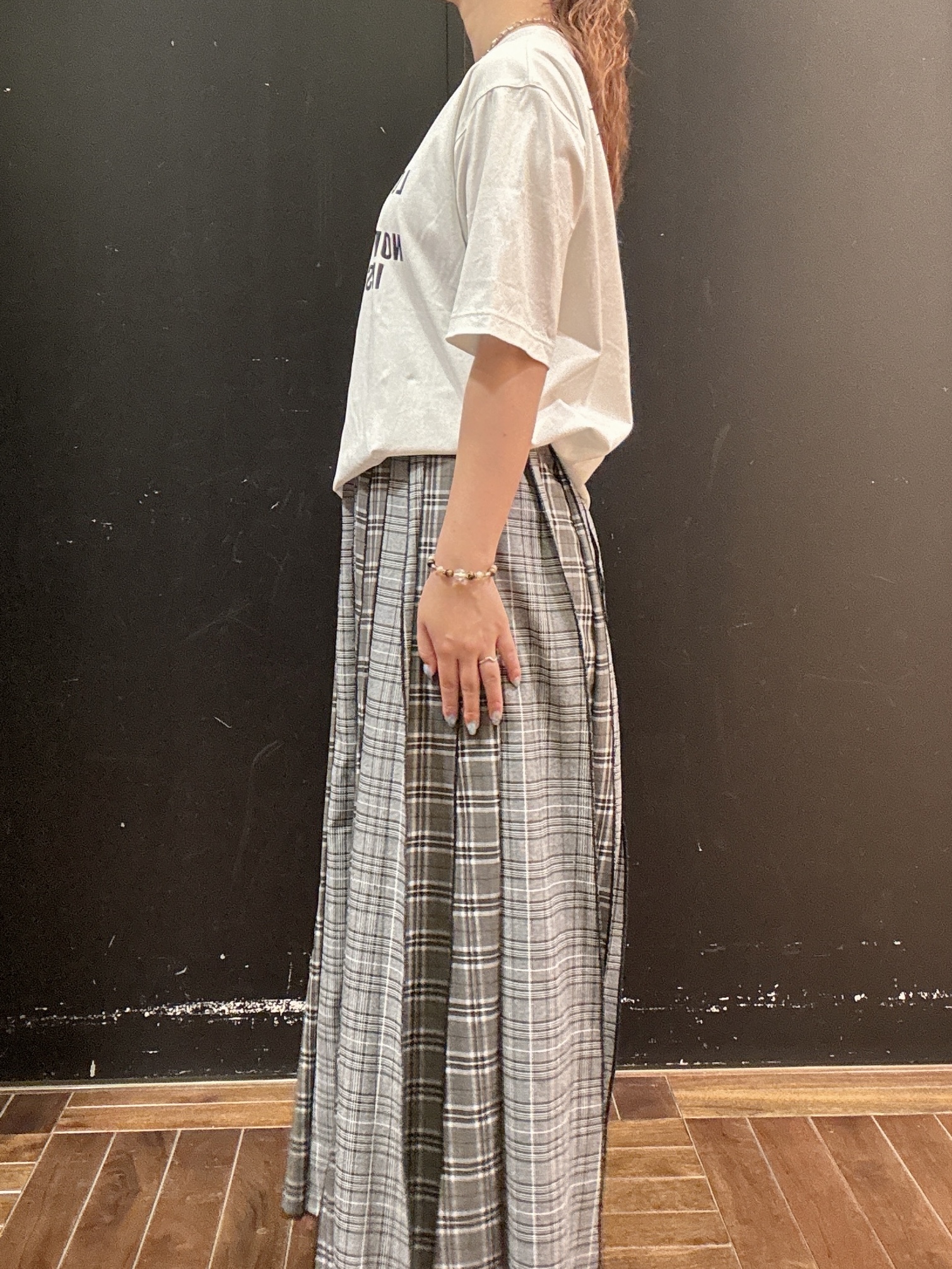 ヒナさんの「TAKEO KIKUCHI｜【BOWLER HAT LABEL】アイスクリアコットン バッククロスピストル 半袖Tシャツ」を使ったコーディネート