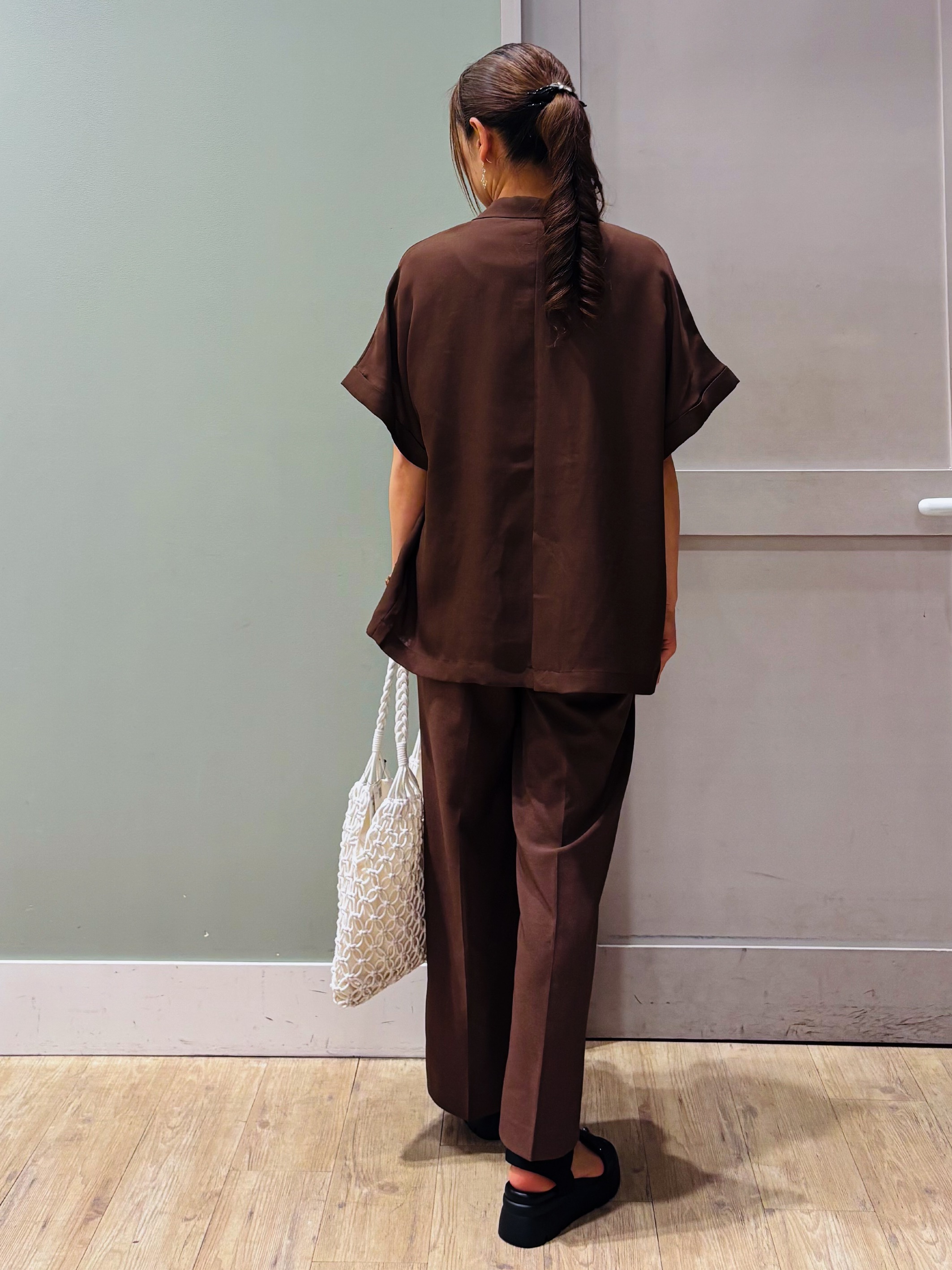 Komi☆さんの「grove｜【洗濯機OK・ひんやり/SETUP可】シワになりにくいハーフスリーブジャケット」を使ったコーディネート