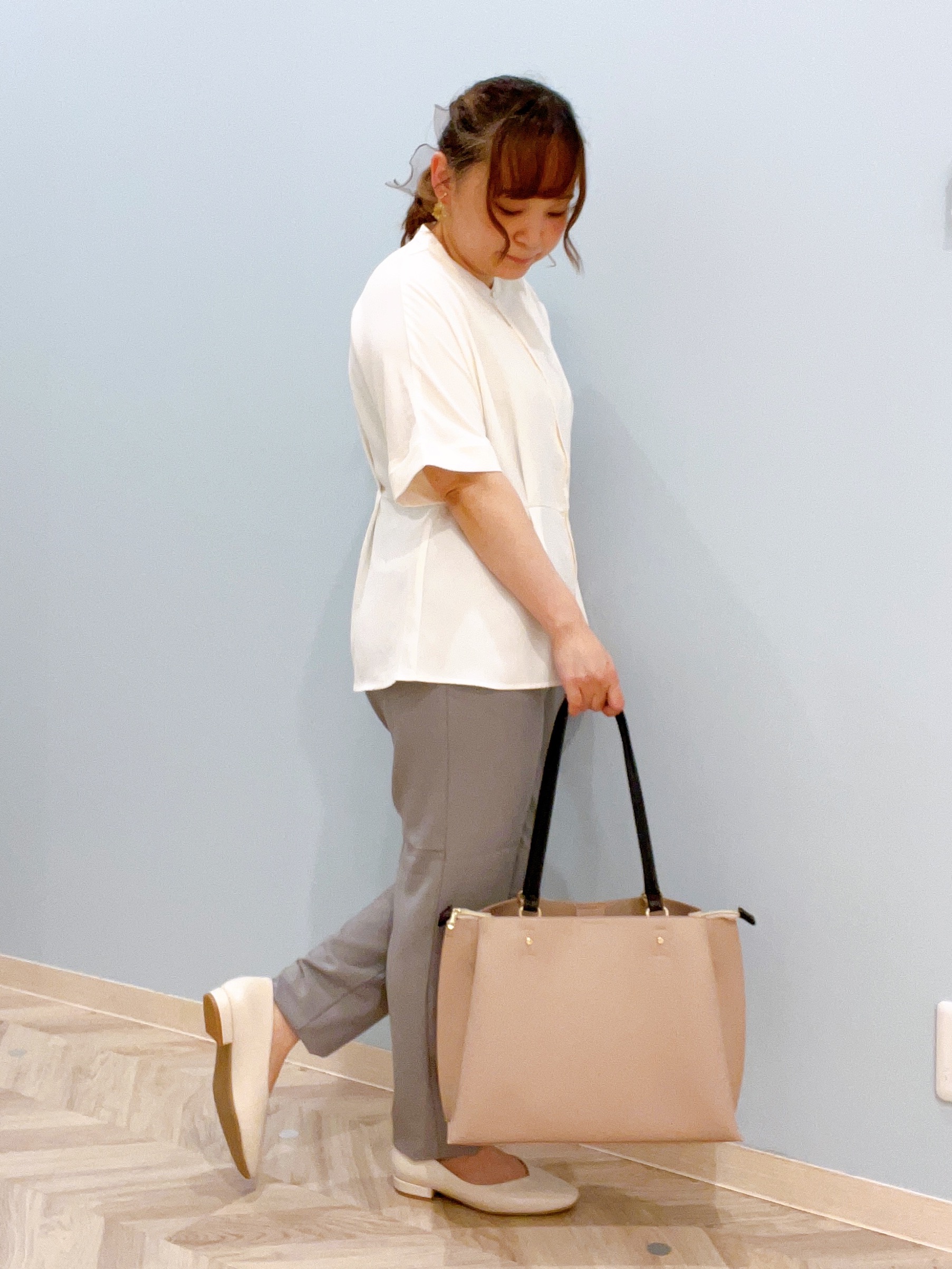 kitaさんの「SHOO･LA･RUE｜【さらり快適/洗濯機可/S-LL】シアーラメカーディガン」を使ったコーディネート
