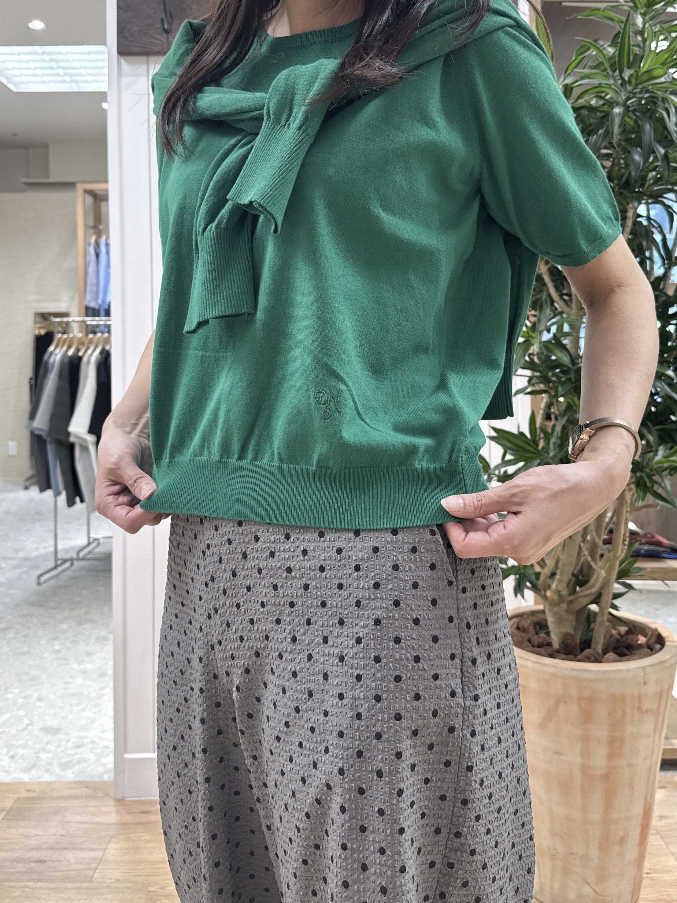 Junさんの「Dessin｜【9色展開/接触冷感/UVカット】ドライタッチサマーニットT」を使ったコーディネート