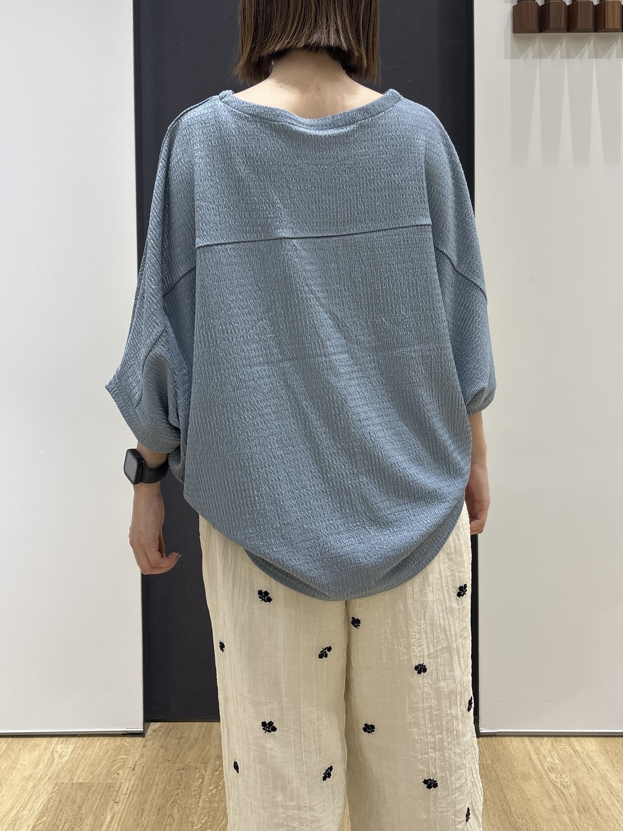 risaさんの「Dessin｜シュリンクジャージ カットソー」を使ったコーディネート