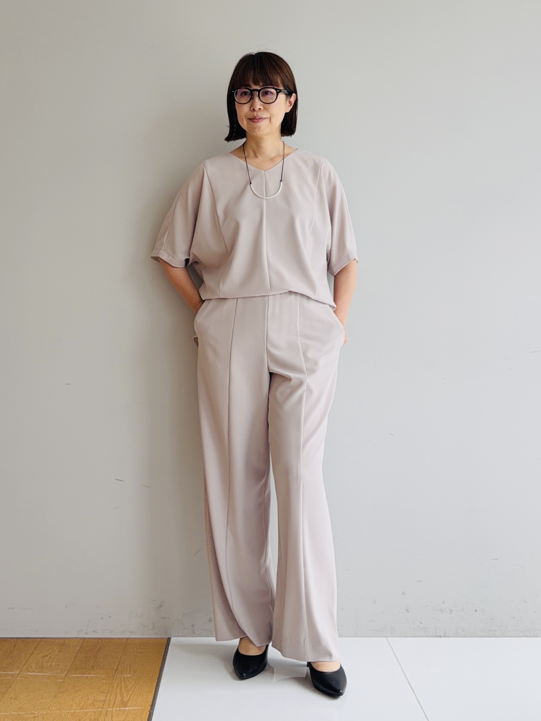 murayamaさんの「INDIVI｜【ラム革／美脚／通勤】レザーパンプス」を使ったコーディネート