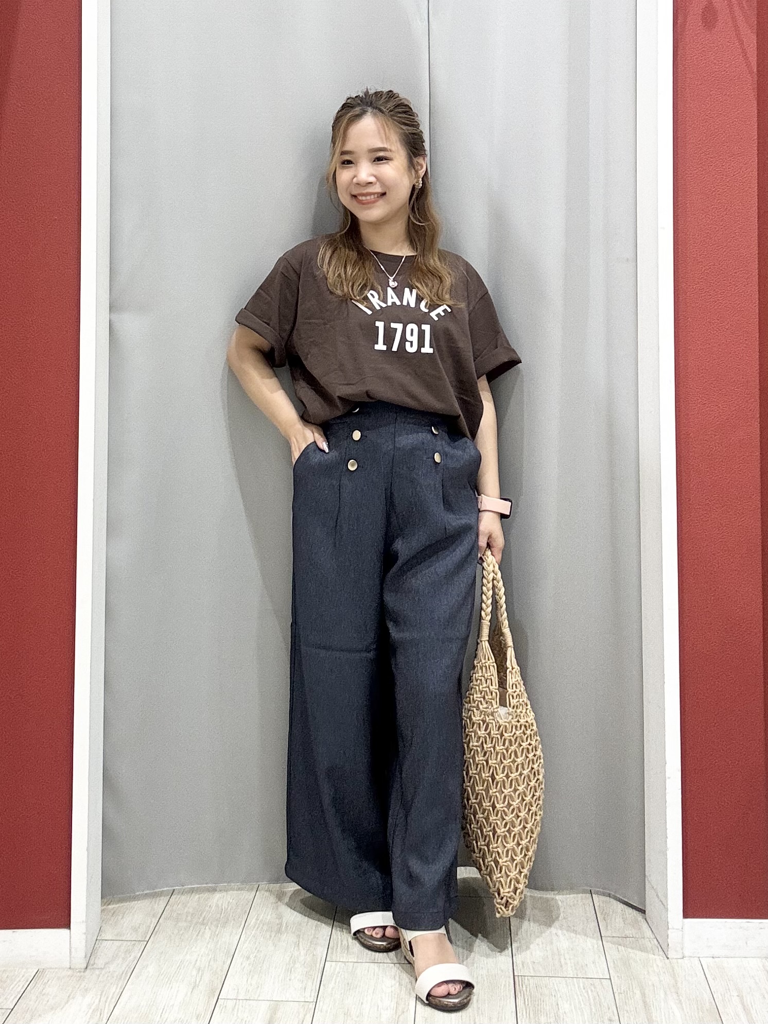shioさんの「SHOO･LA･RUE｜【洗濯機可/S-LL】サラサラ感がここちいい 大人のひんやりプリントTシャツ」を使ったコーディネート
