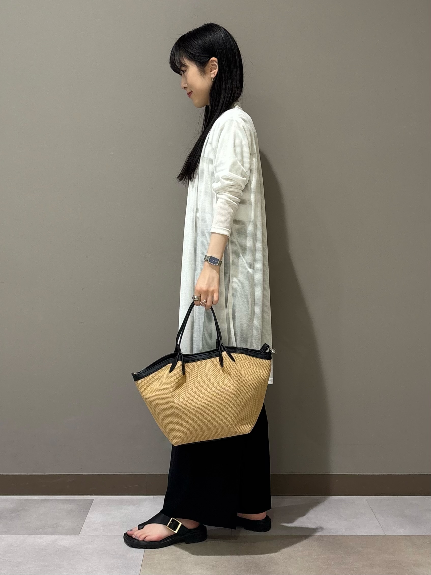 KEIKOさんの「INDIVI｜【洗える／アンサンブル可能】シアースストライプカーディガン」を使ったコーディネート