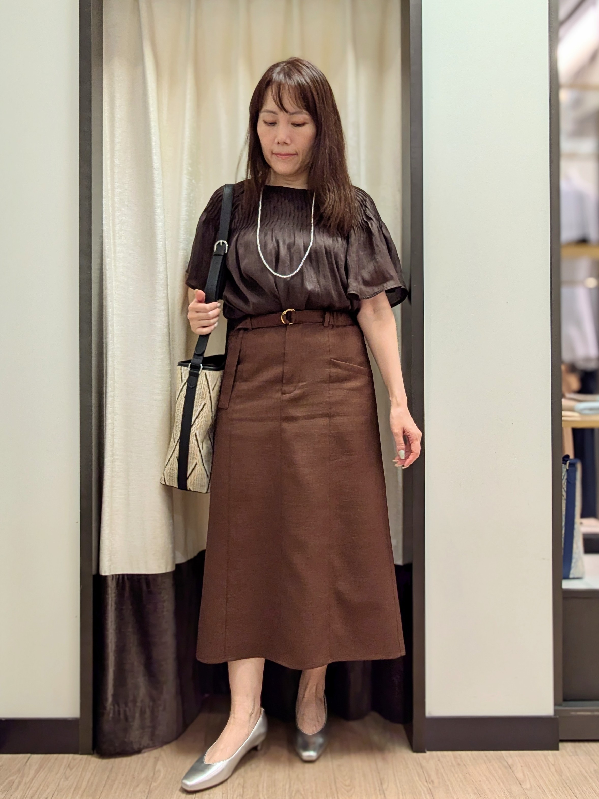 shimoさんの「Reflect｜ピンタックデザインフレアスリーブブラウス」を使ったコーディネート