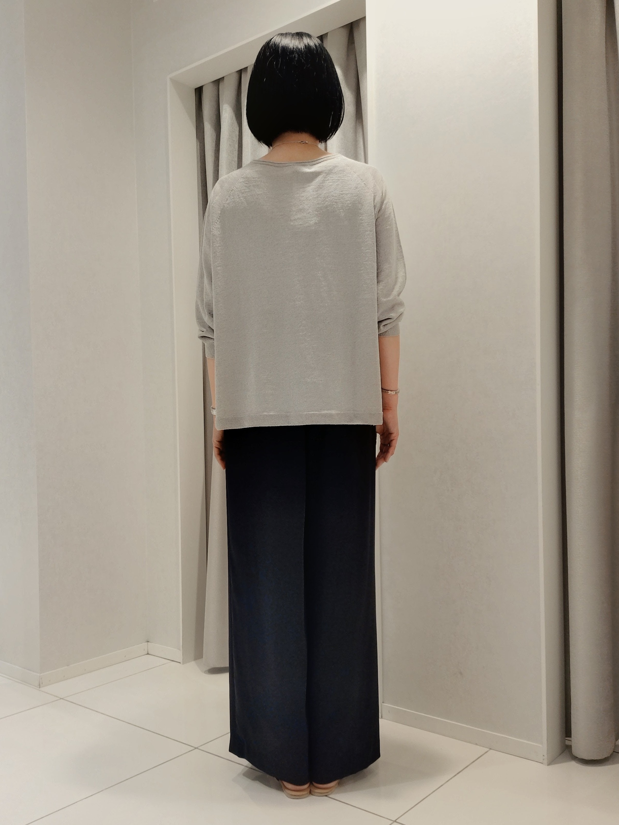 WATAさんの「UNTITLED｜【ゆったり/リラクシー】リネンボートネックプルオーバー」を使ったコーディネート