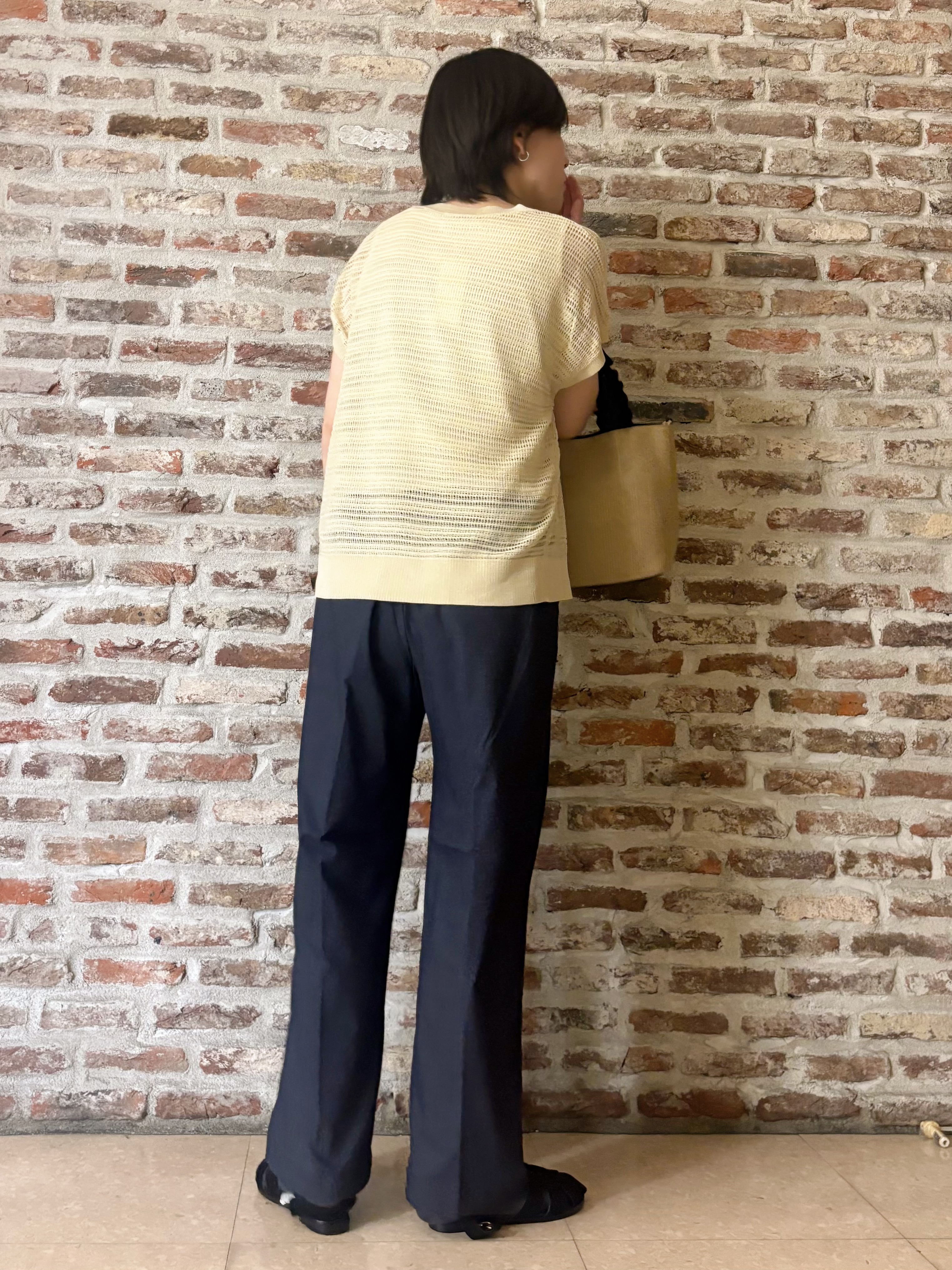 しばさんの「THE SHOP TK｜【2点セット】メッシュニット+タンクトップ」を使ったコーディネート