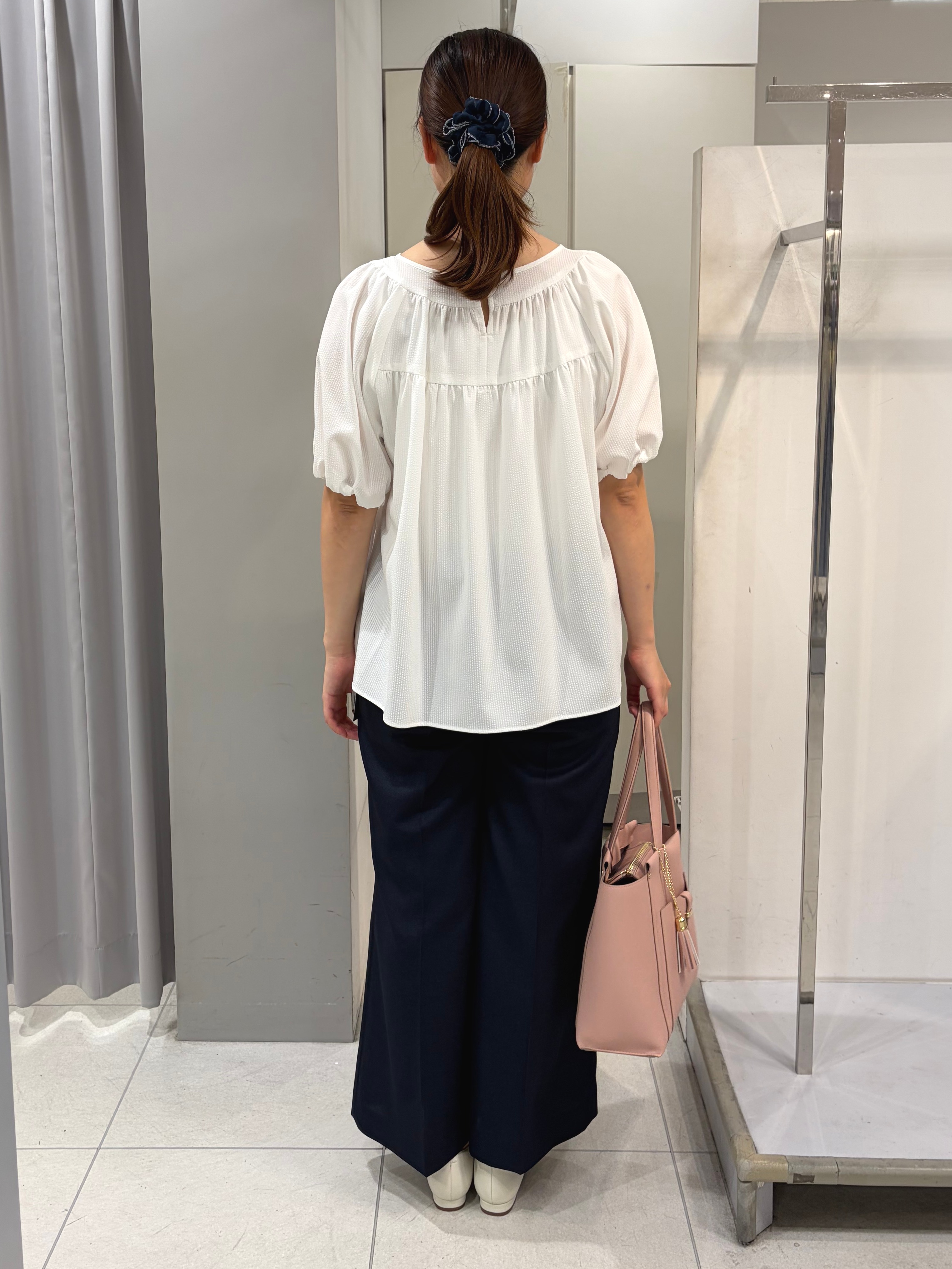 AZUSAさんの「Reflect｜ギャザーデザインブラウス」を使ったコーディネート