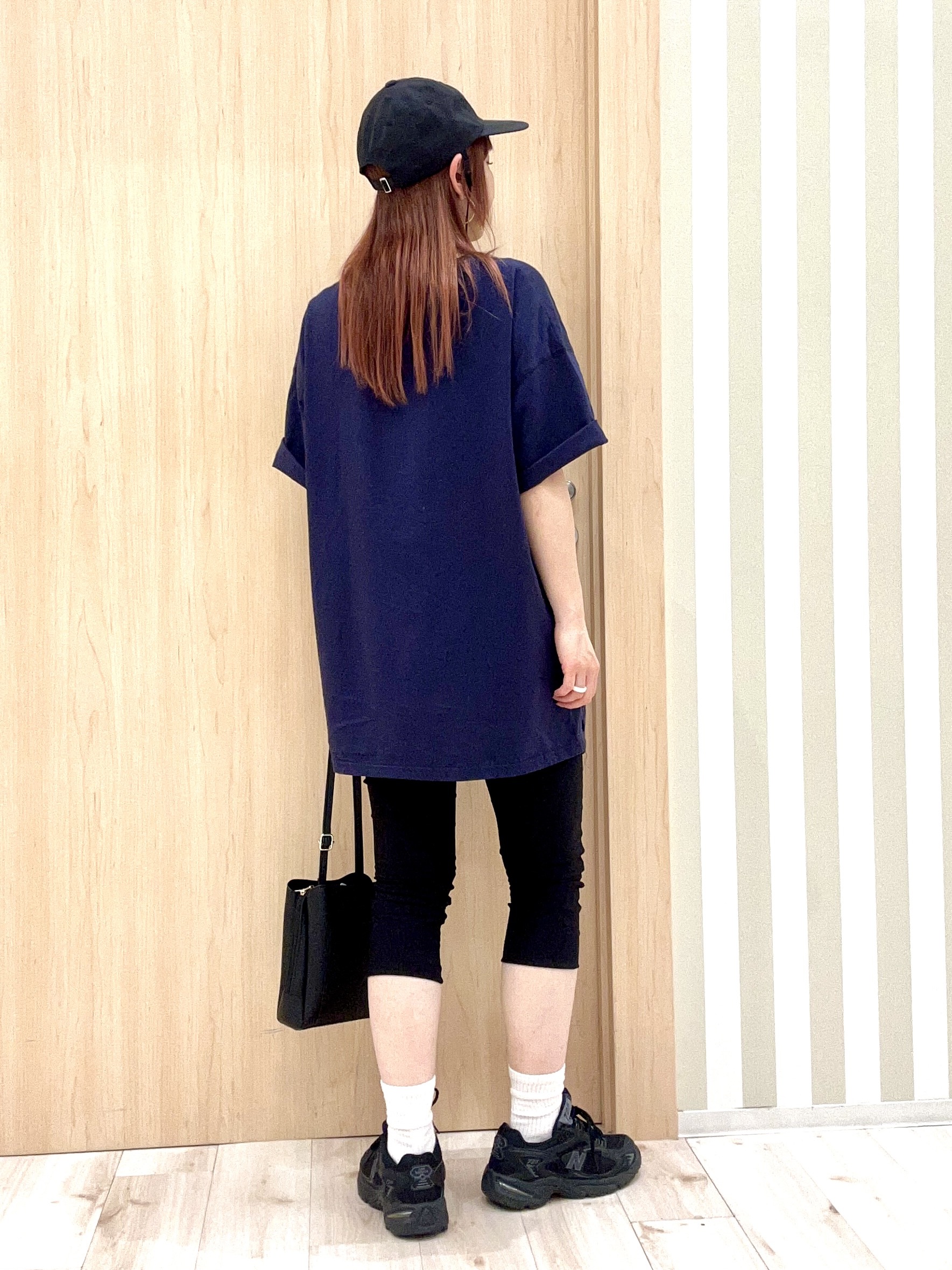 ririさんの「SHOO･LA･RUE｜【ひんやり】ゆるっと体型カバー BIGアソートTシャツ」を使ったコーディネート