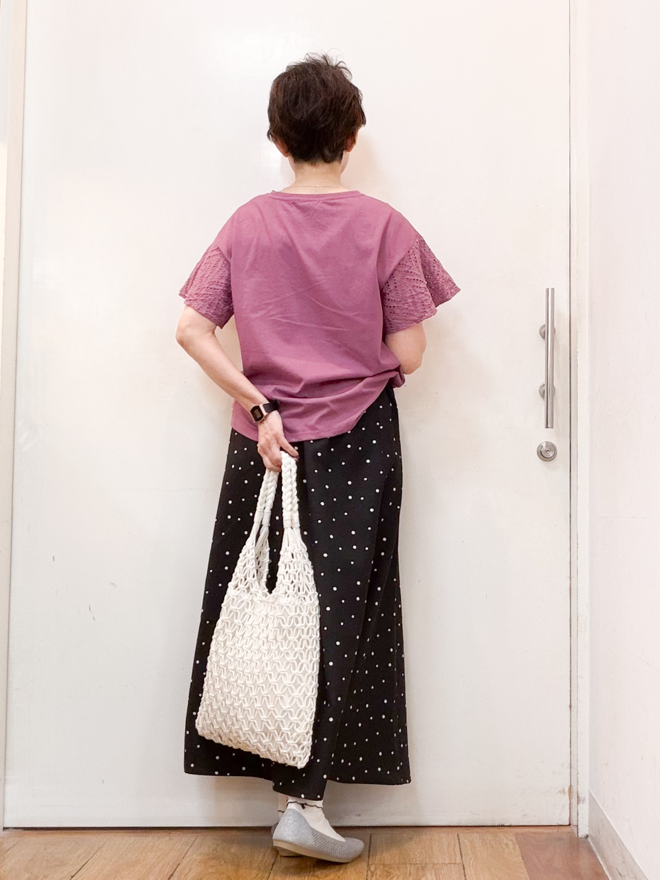 みぃさんの「SHOO･LA･RUE｜【汗じみ防止/ひんやり/S-LL】レースが華やか お袖フレアTシャツ」を使ったコーディネート