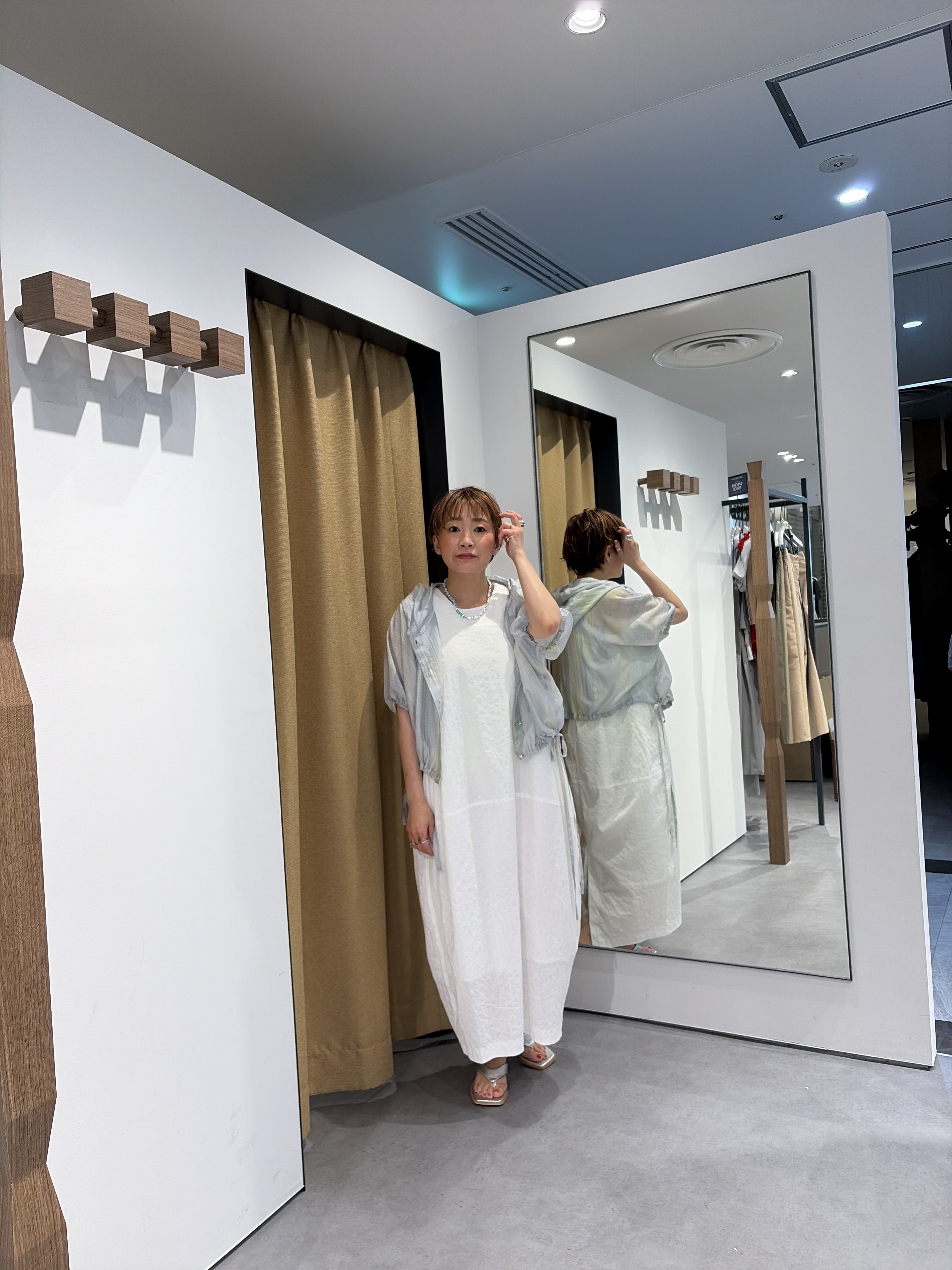 mari_831さんの「INDIVI｜ミニマルコクーンワンピース」を使ったコーディネート